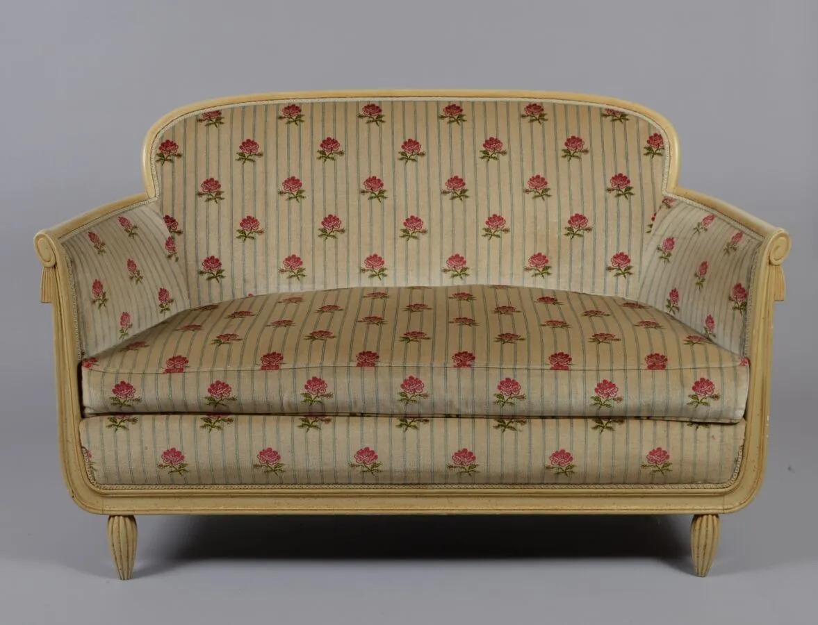 Laqué suite de salon Art déco, vers 1920/1930 Deux fauteuils, deux chaises et un canapé en vente