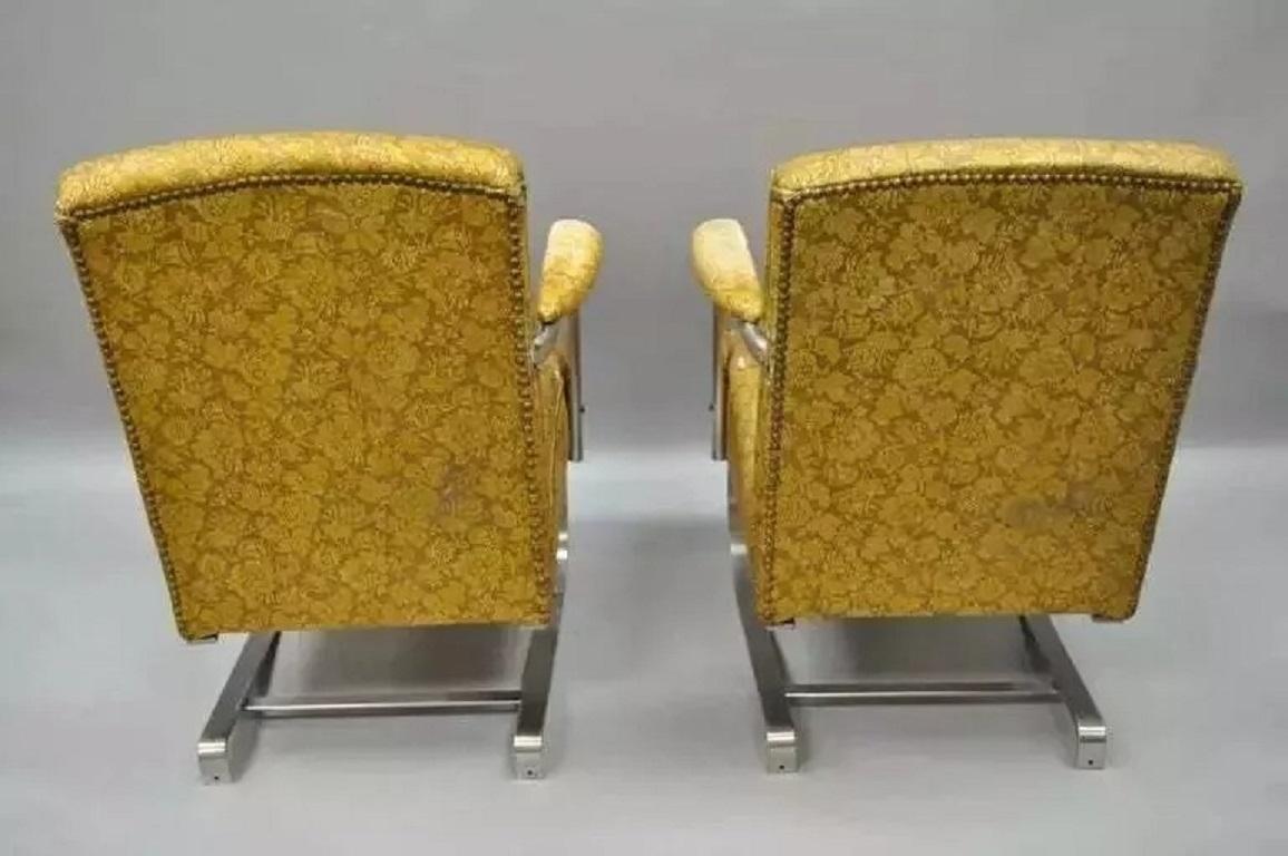 Lloyds Art Deco in stile Kem Weber in acciaio cromato - una coppia in vendita 4