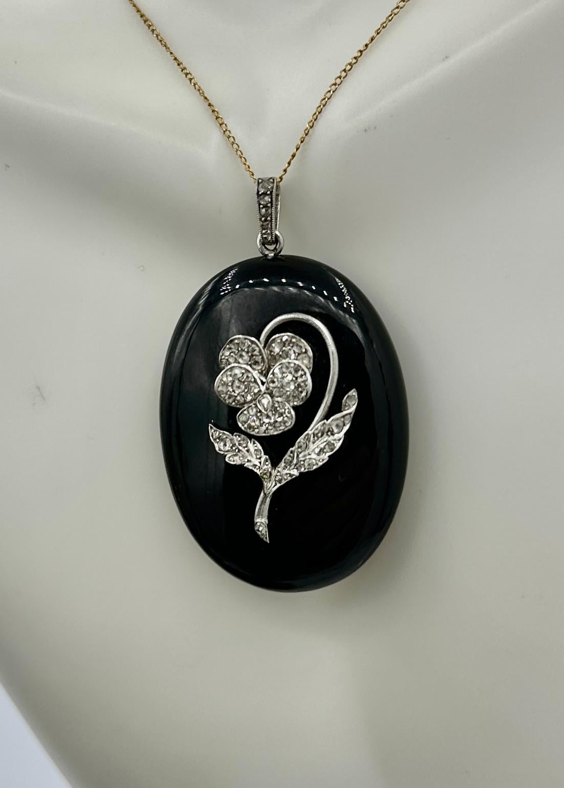 Pendentif Art Déco Fleur de Pensée en Onyx noir, diamant taillé en rose et platine en vente 6