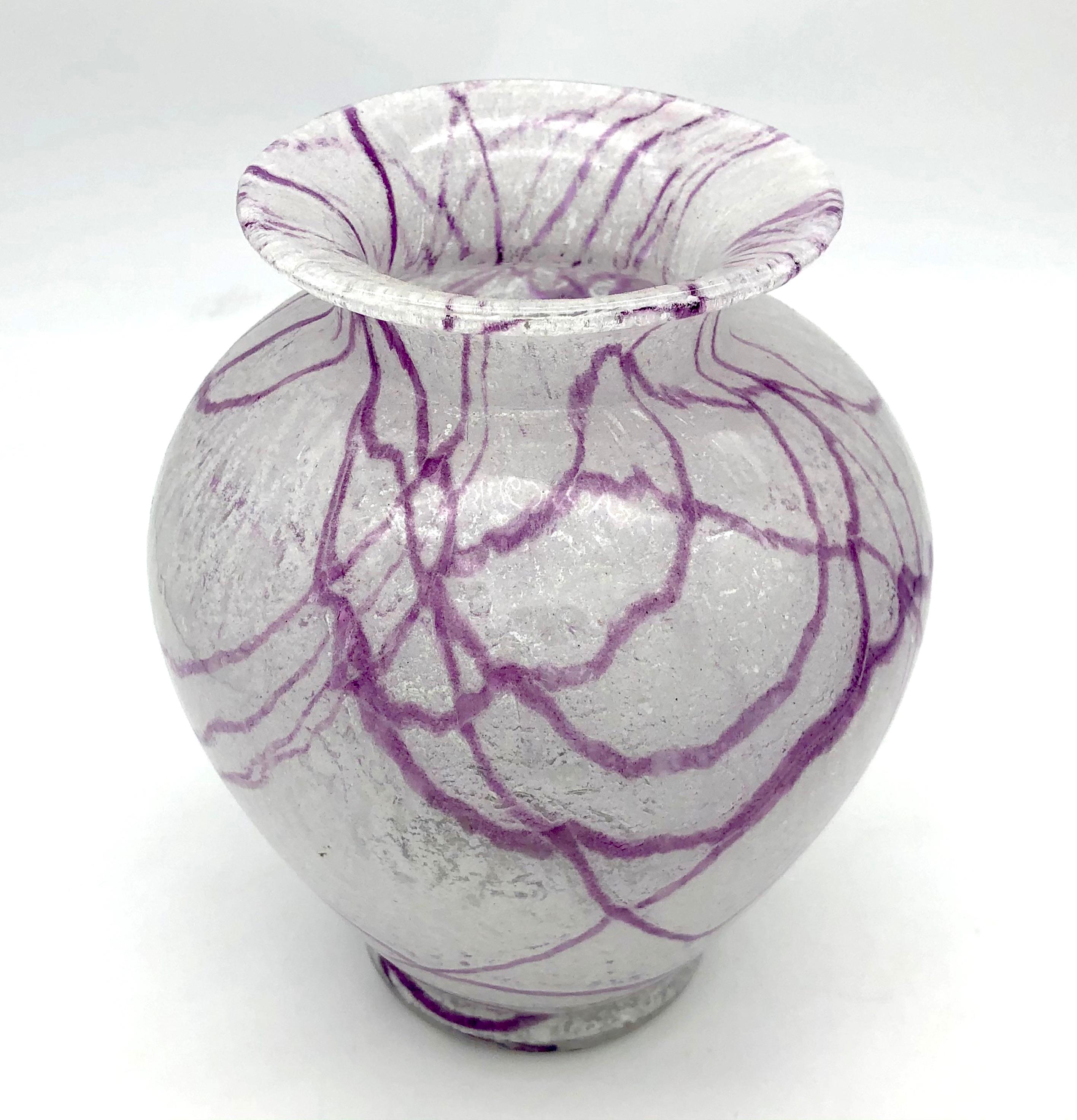 Art déco Vase en verre Art Déco Loetz des années 1930 en vente