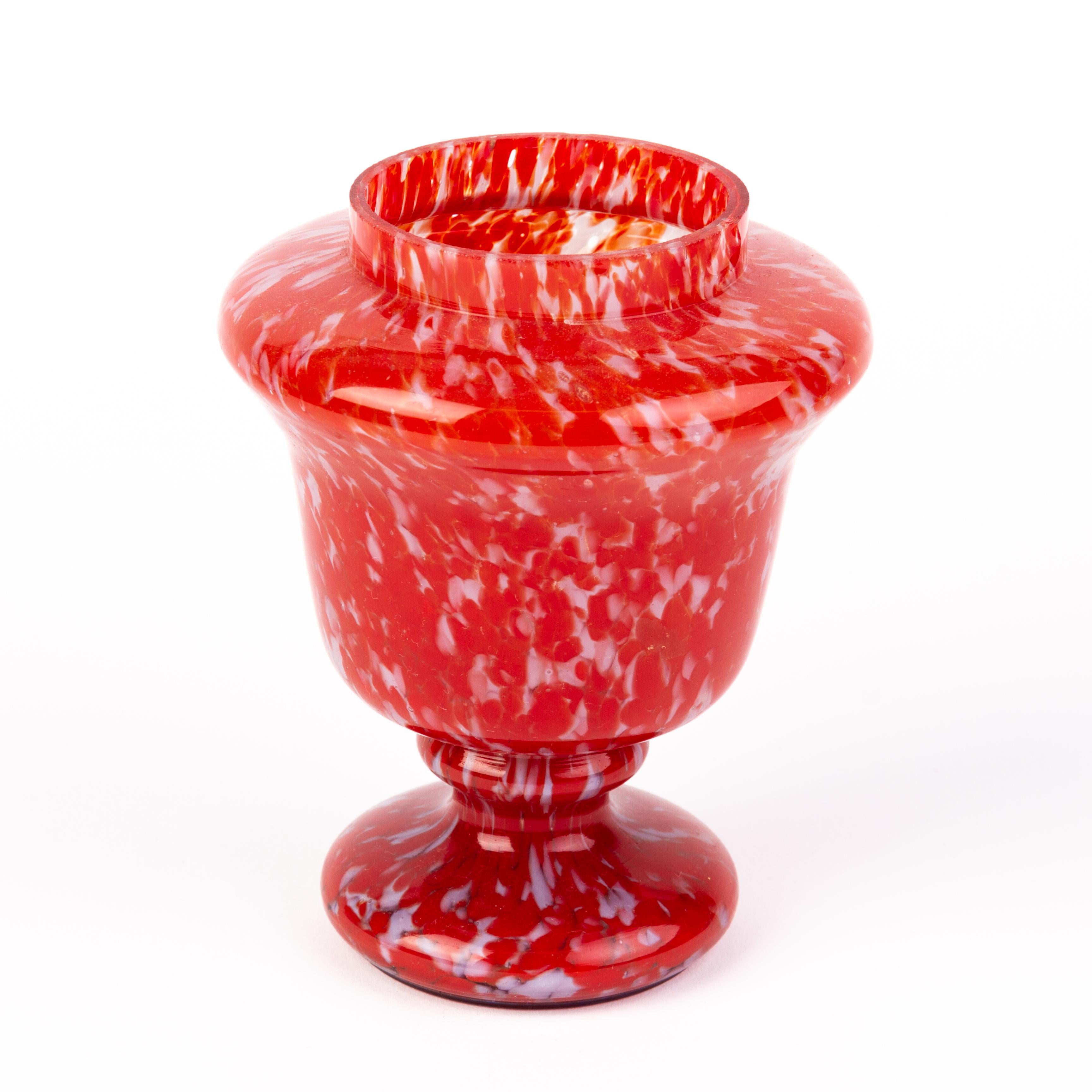20th Century Art Deco Loetz Splatter Glass Vase For Sale