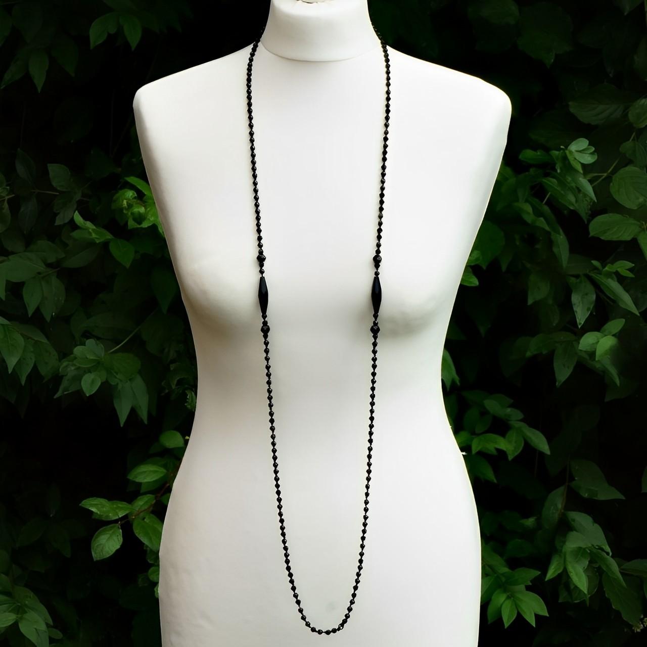 Women's or Men's Art Deco Long Hand Cut French Jet Beads Flapper Necklace circa 1920s