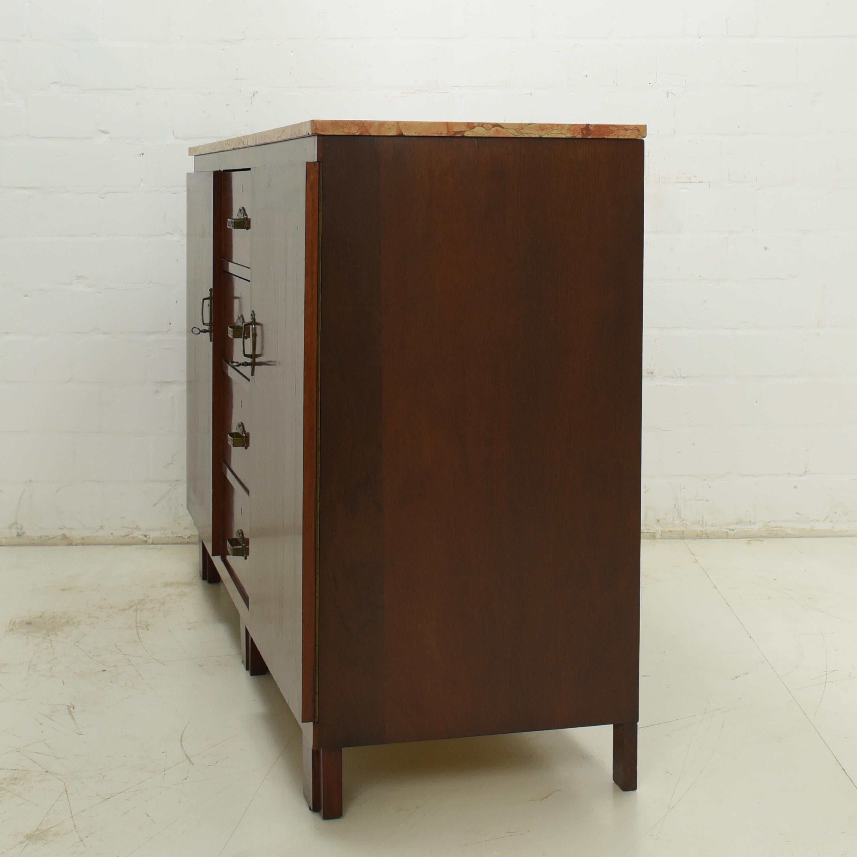 Art Deco Long Sideboard in Mahogany, circa 1925 For Sale 8