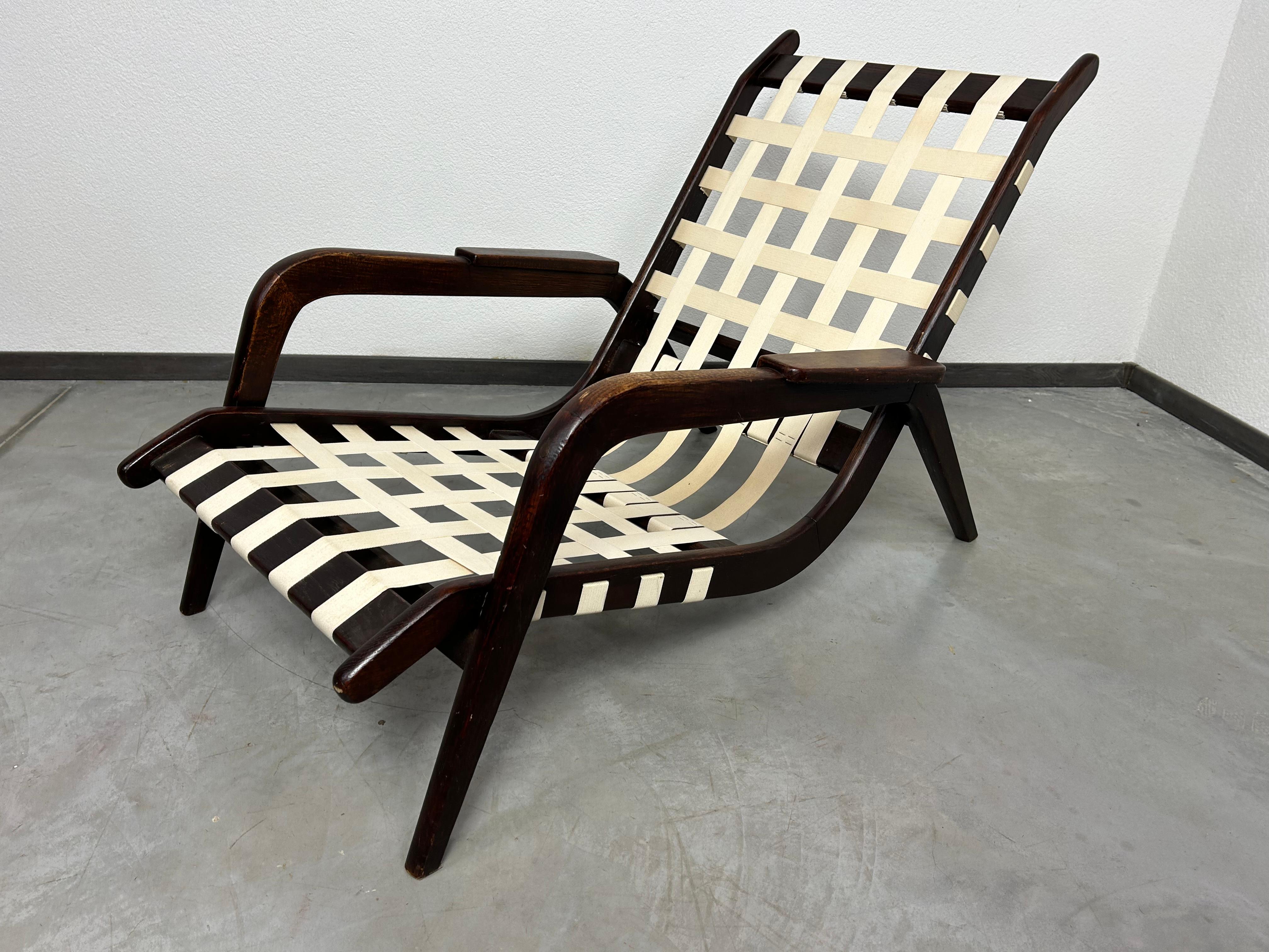 Art deco lounge chair by Jan Vaněk 4
