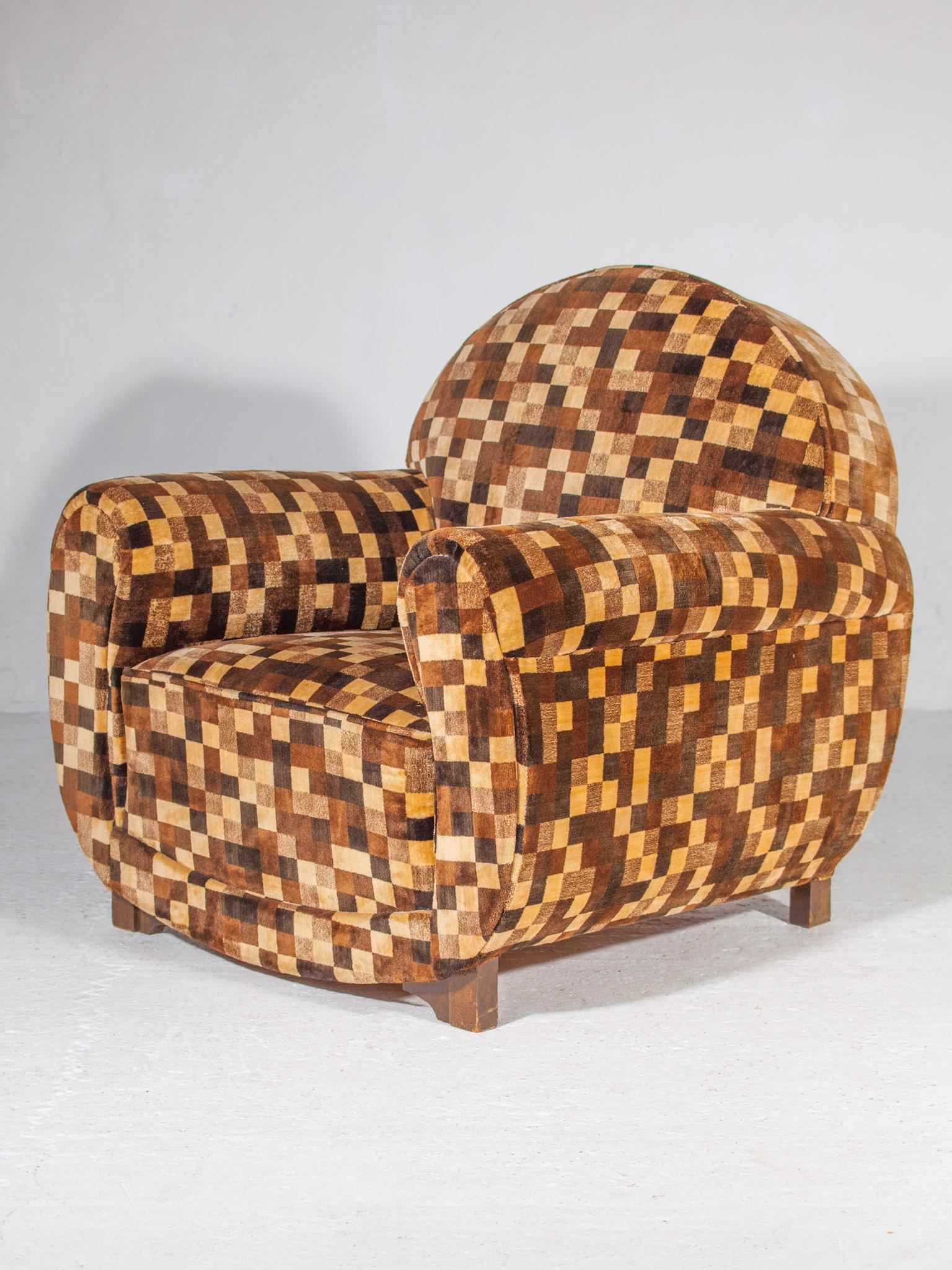 Mid-20th Century Art Deco Lounge Chair For Sale