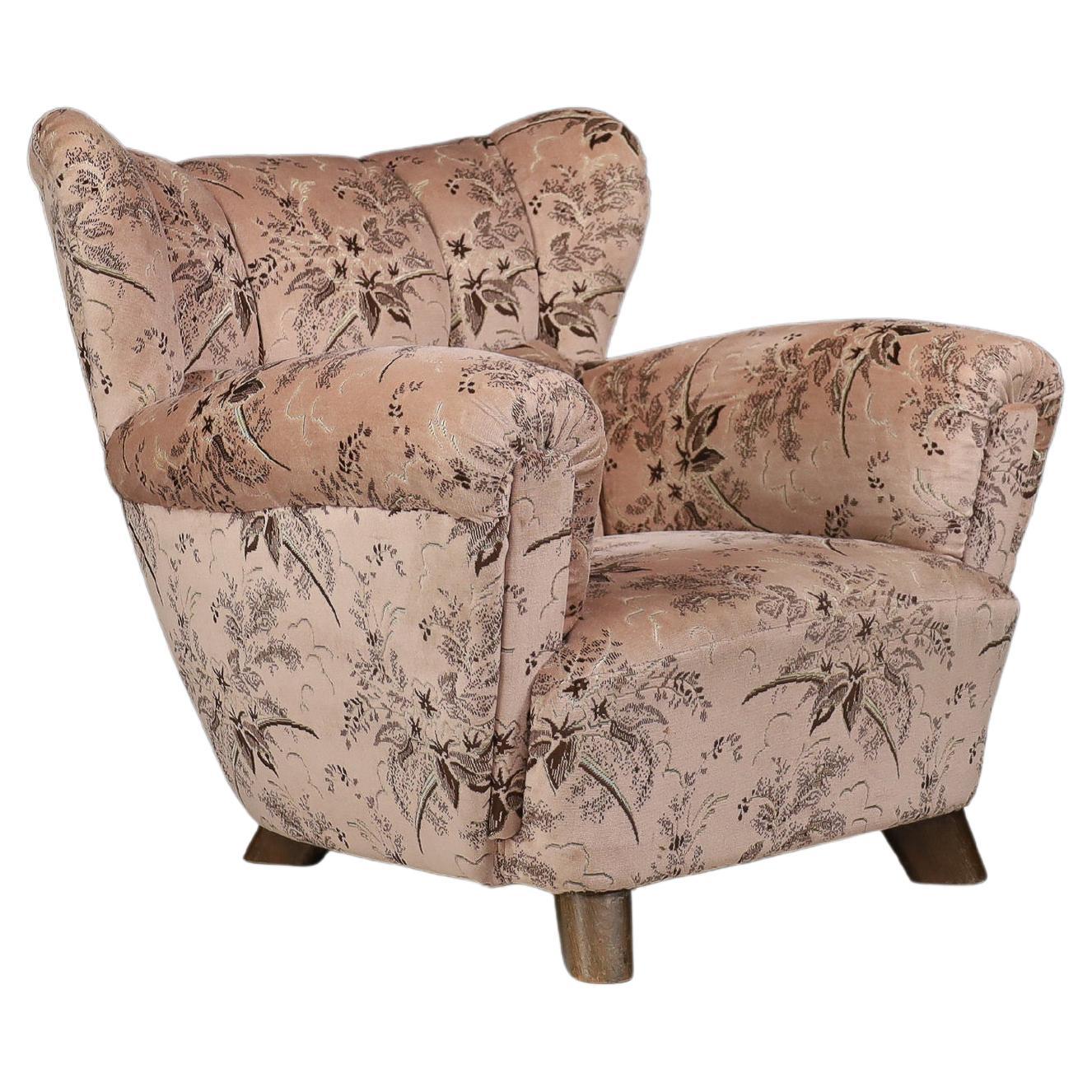 Art Deco Lounge Chair in Floral fabric Prague 1930s For Sale