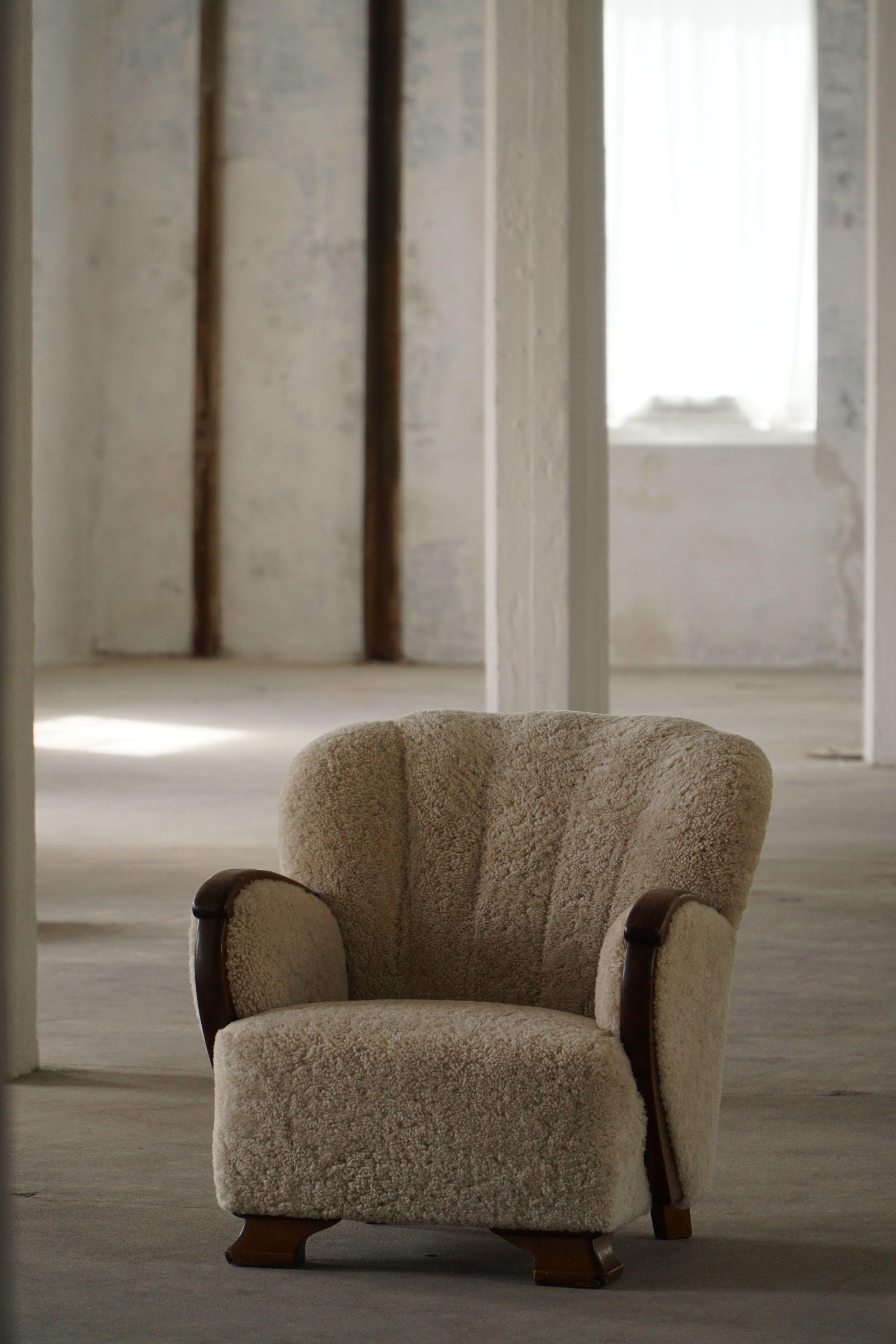 Art Deco Lounge Chair in Lambswool & Birch, Danish Cabinetmaker, 1930s For Sale 2