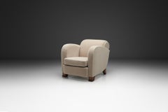 Art Deco Lounge Chair in Off-White Mohair Upholstery, France 1930s