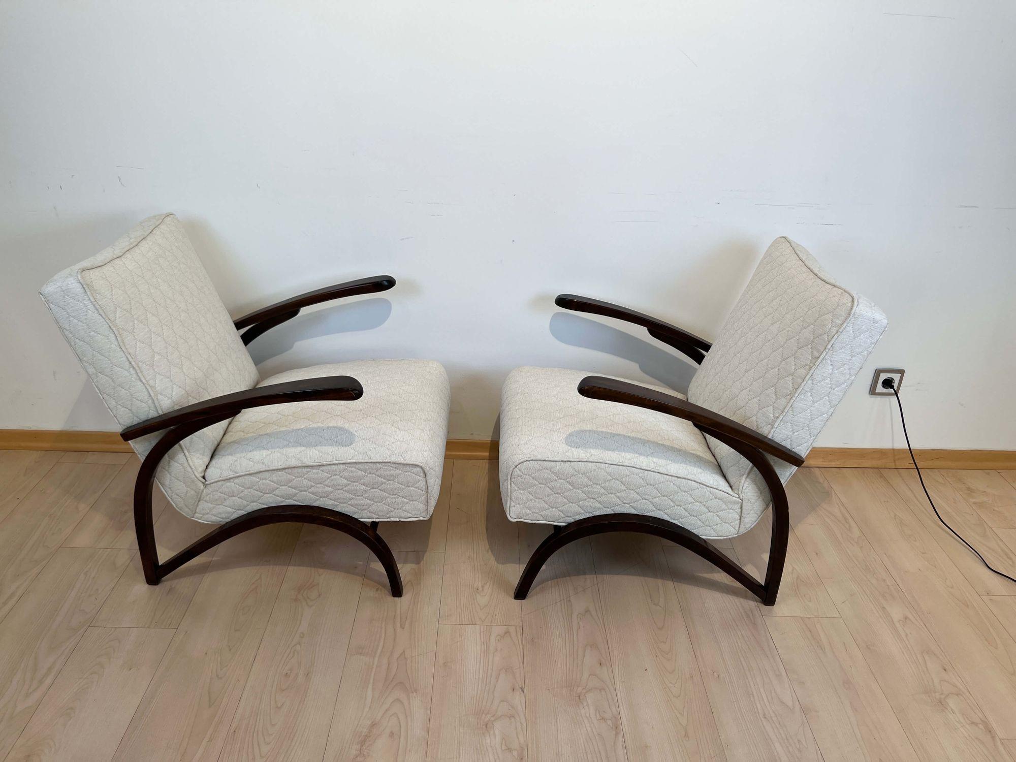Pair of Art Deco Lounge Chairs by J. Halabala, Czech Republic circa 1930 For Sale 1
