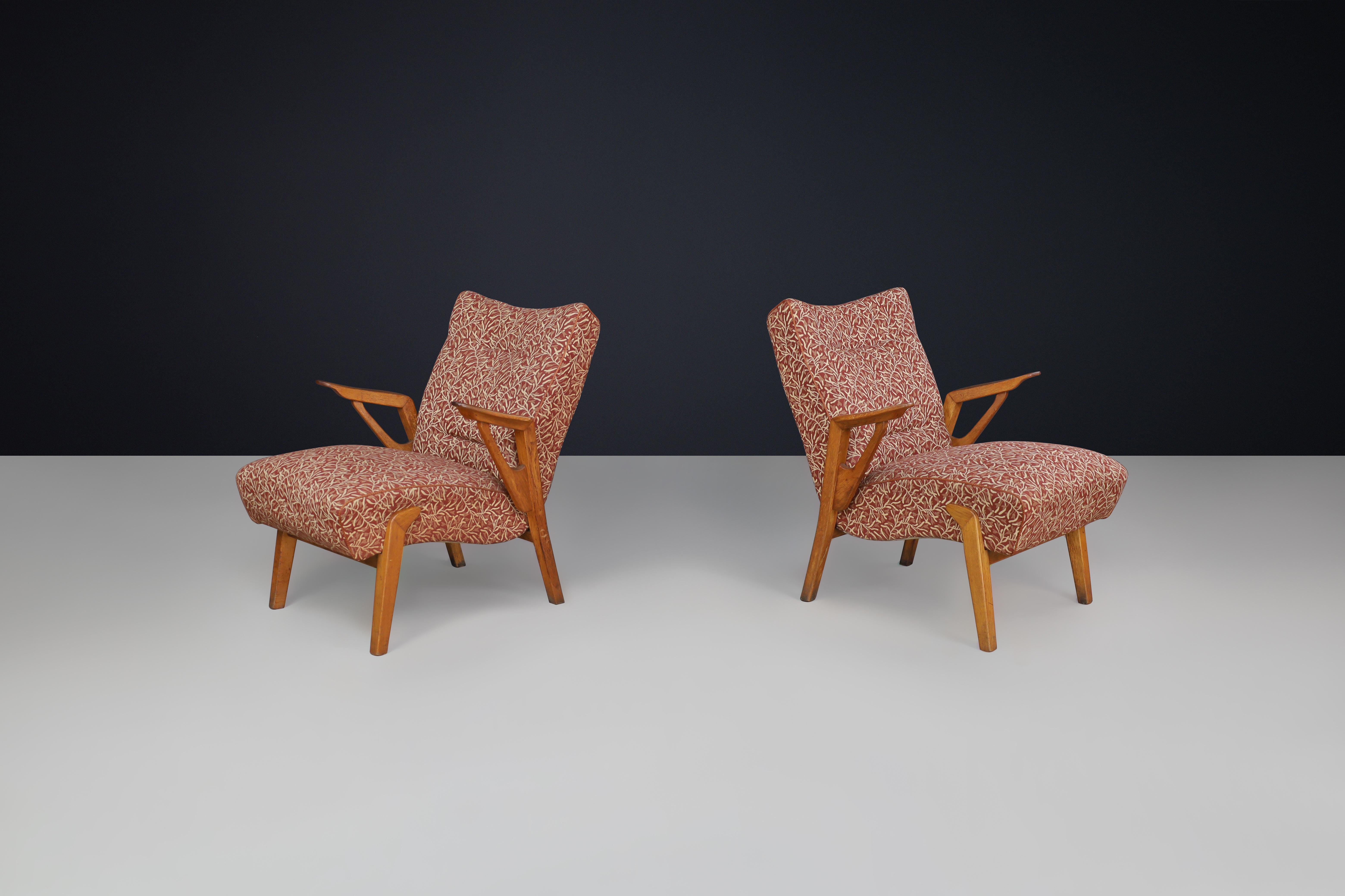 Czech Art Deco lounge chairs in Oak and Original Upholstery By Antonin Kybal, CZ 1930s For Sale