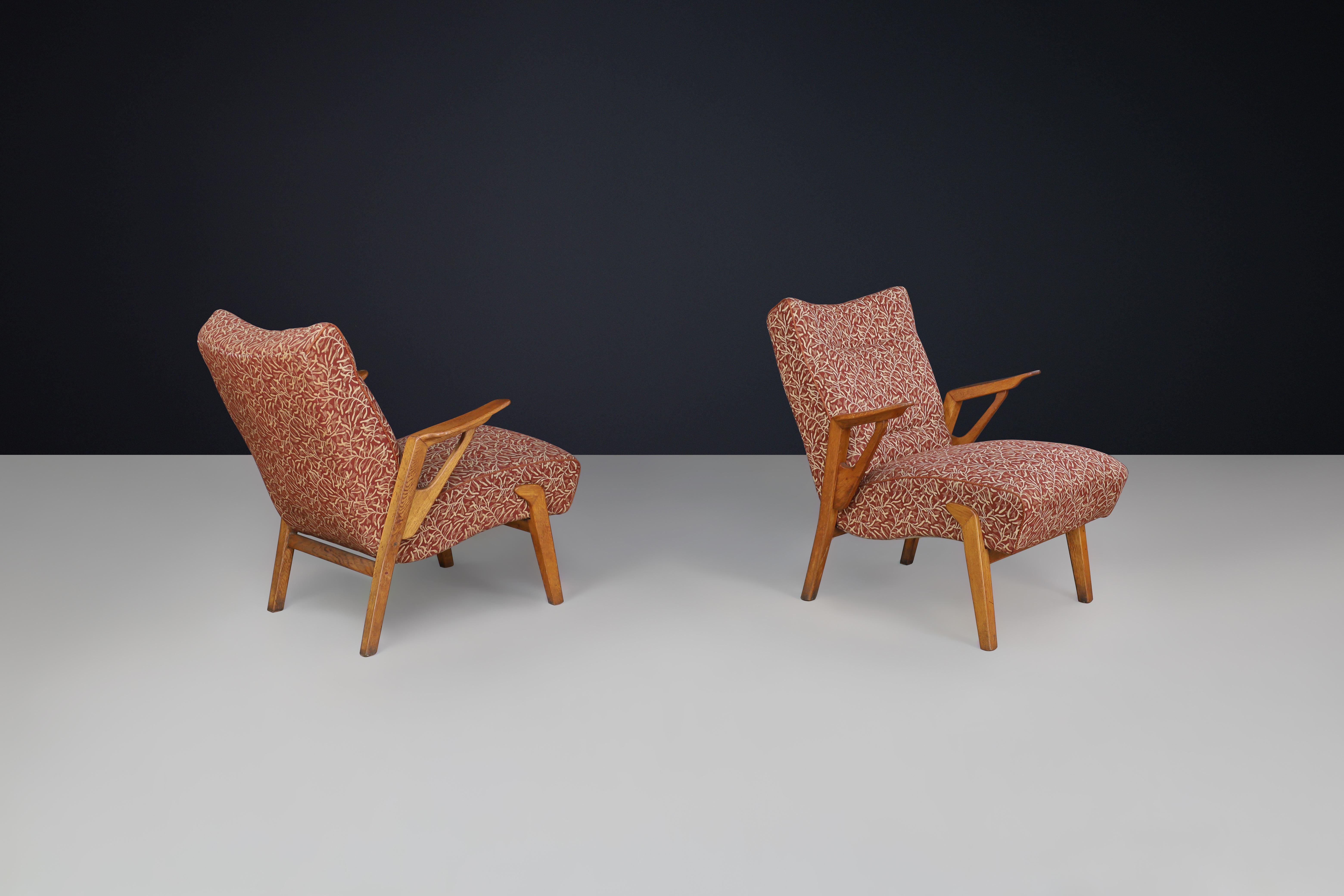 20th Century Art Deco lounge chairs in Oak and Original Upholstery By Antonin Kybal, CZ 1930s For Sale