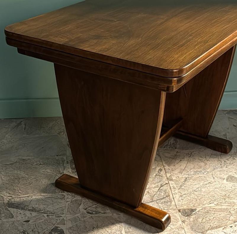 20th Century Art Deco  Low, Swivel, And Extendable Italian Sofa Table For Sale