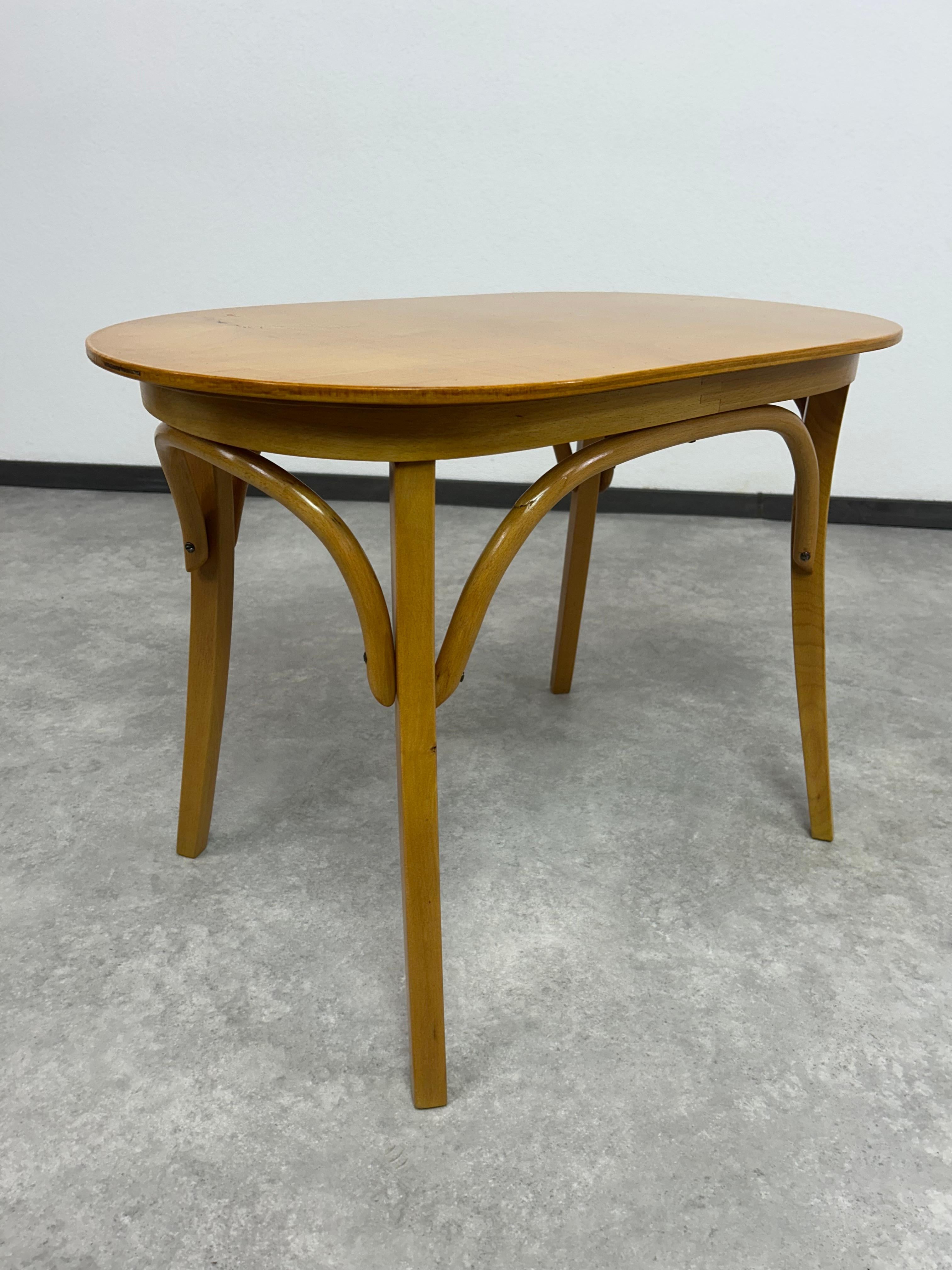 Hongrois Table basse Art déco de Thonet Debrecen en vente