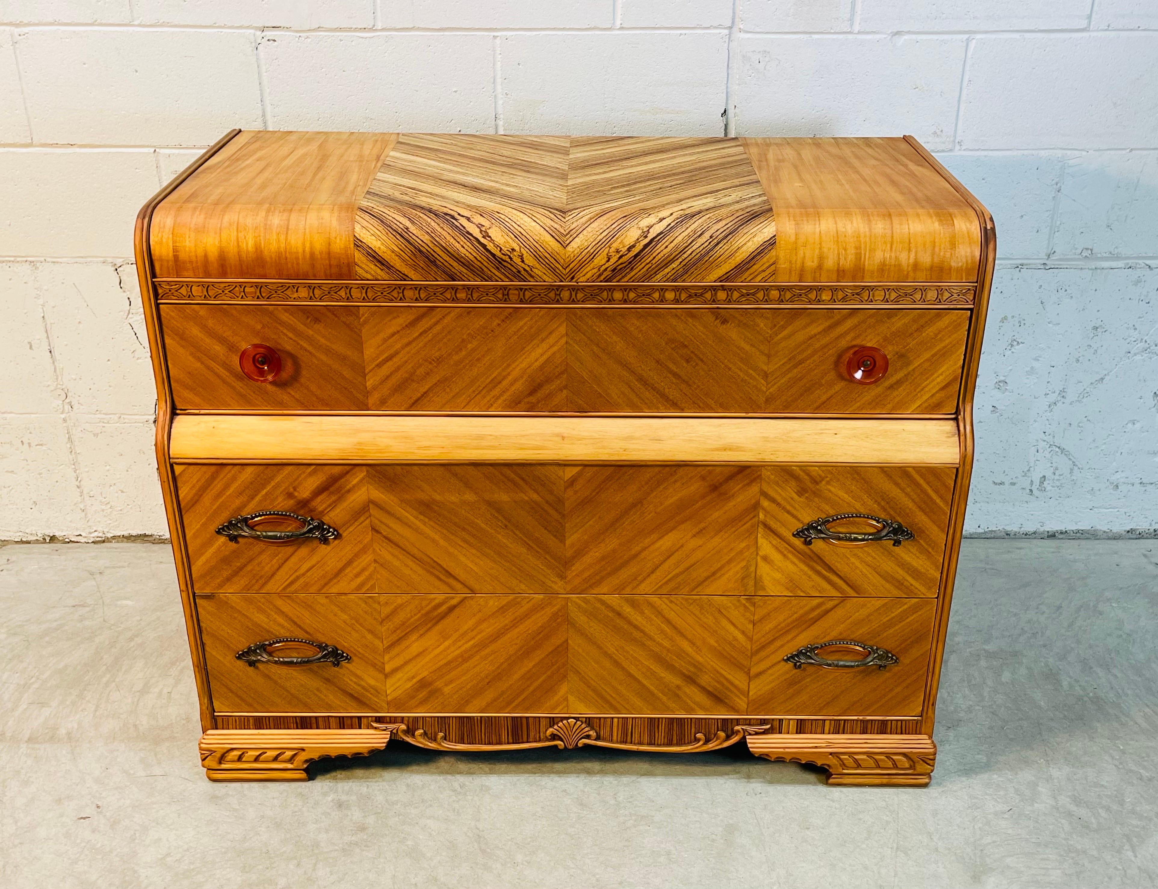 Art Deco Waterfall Dressernull
