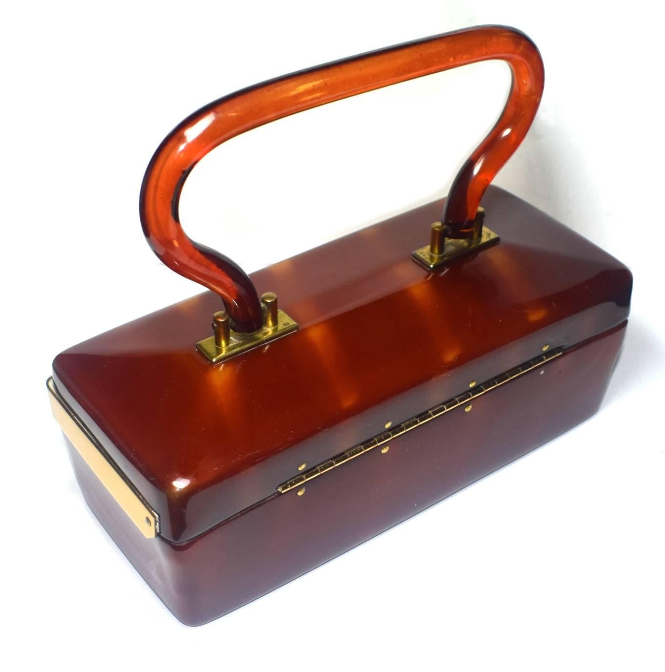 Art Deco Lucite Box Bag in Deep Caramel Coloring In Good Condition In Devon, England