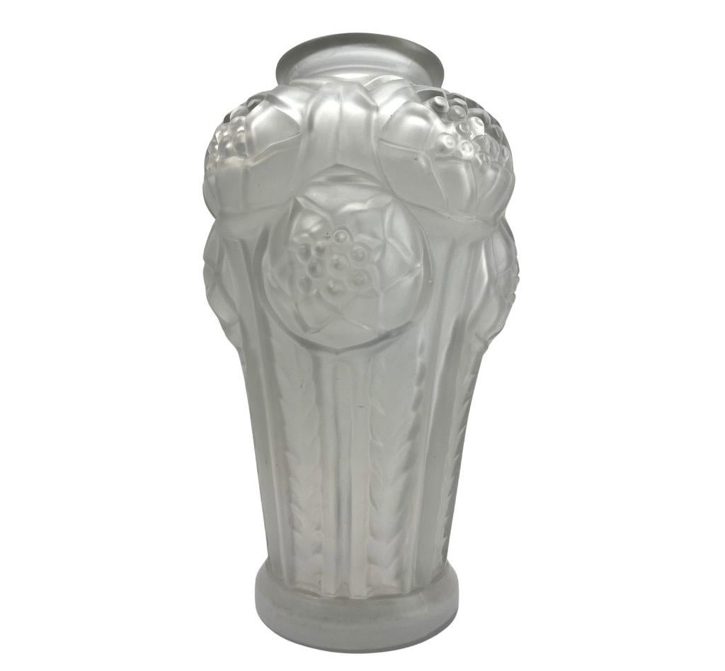  Art Deco Luminax Vase in  Frosted Opaline Glass Stylized Flower Relief France For Sale 6