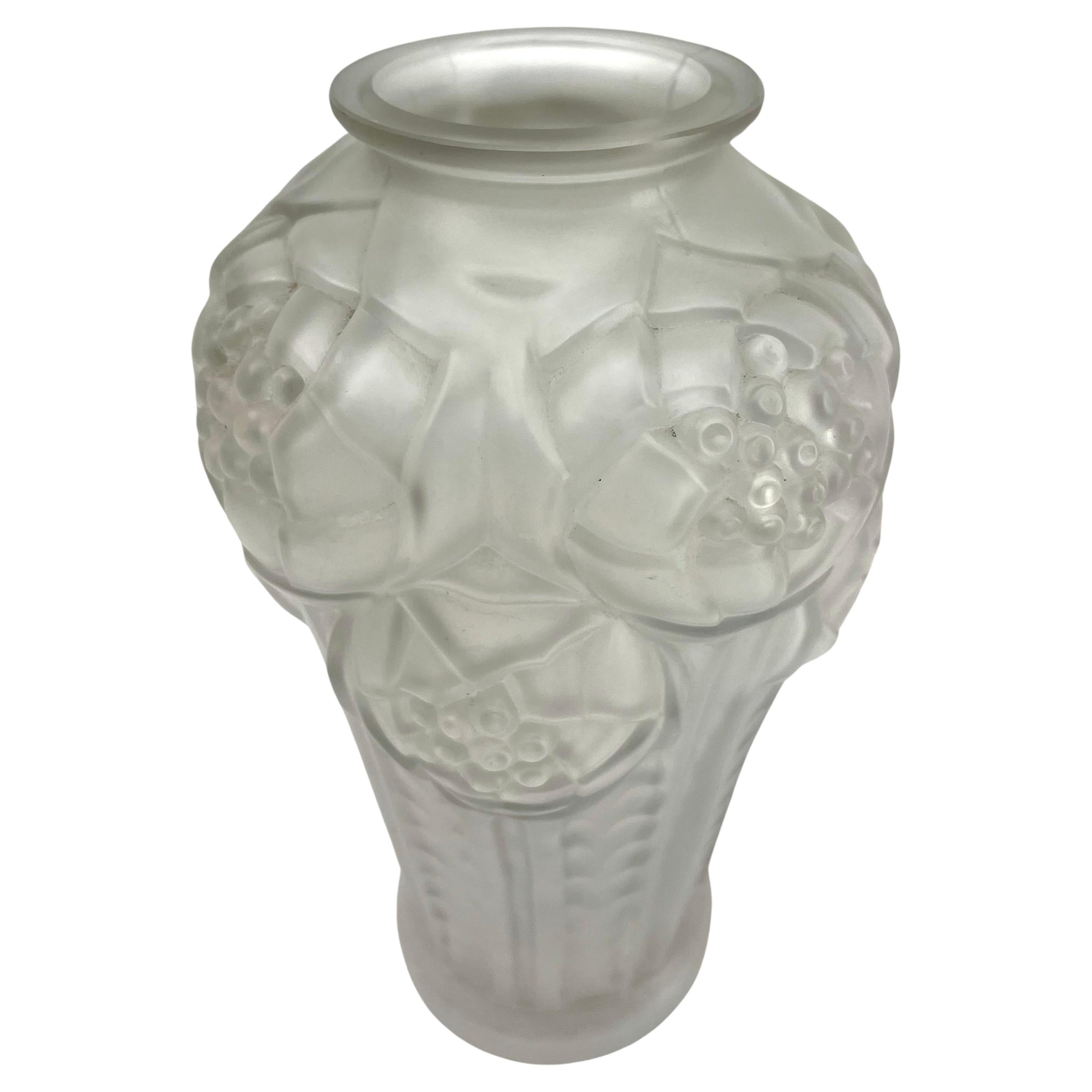  Art Deco Luminax Vase in  Frosted Opaline Glass Stylized Flower Relief France In Good Condition For Sale In Verviers, BE