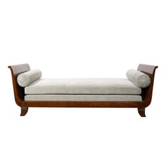 Lit de jour Art Deco Lupe de Amboyna Wood & Taupe Mohair Upholstery Attr. Jules Leleu