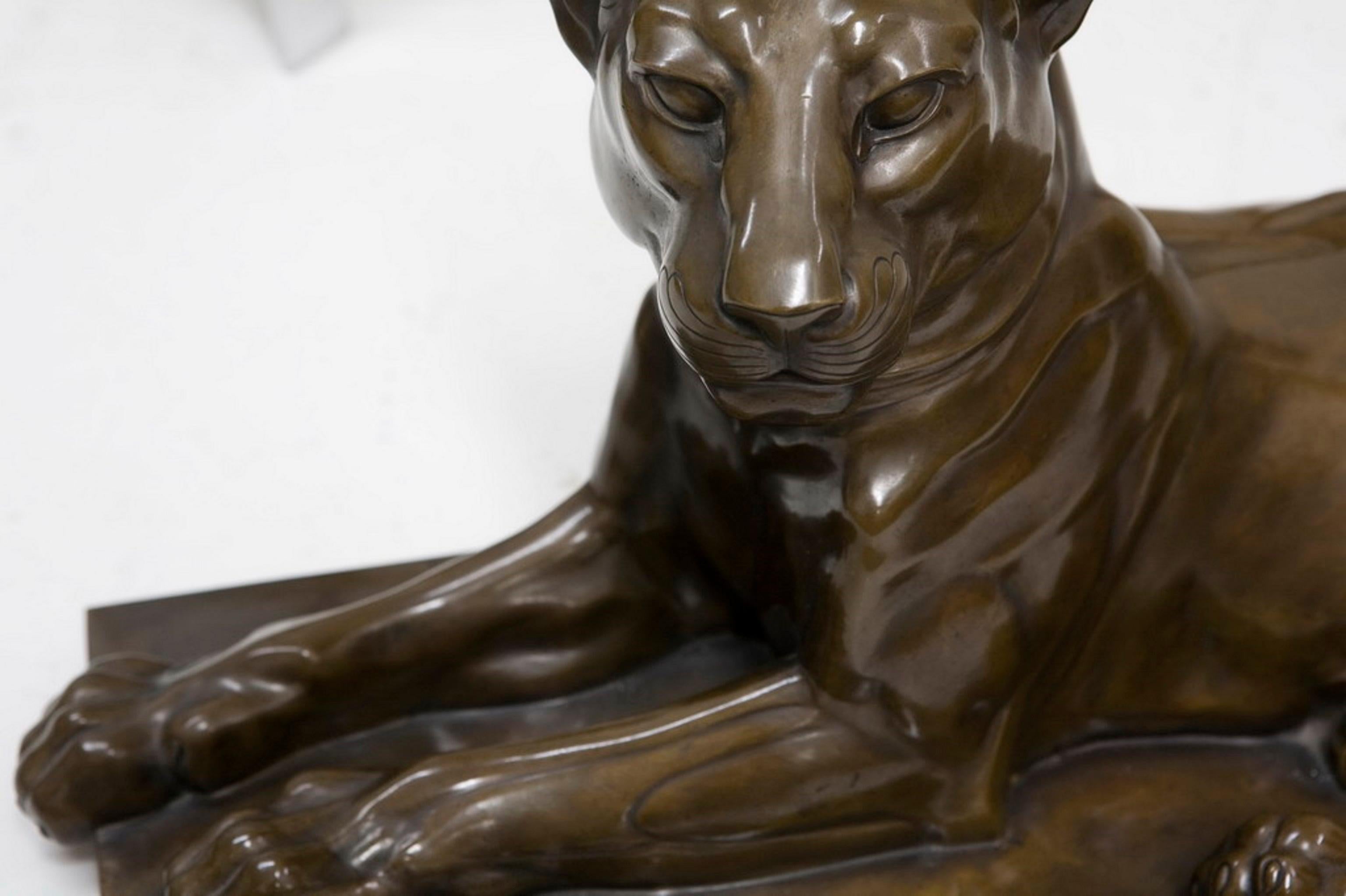 Art Deco Lyon by R. Pauschinger, German, Material: Bronze For Sale 5