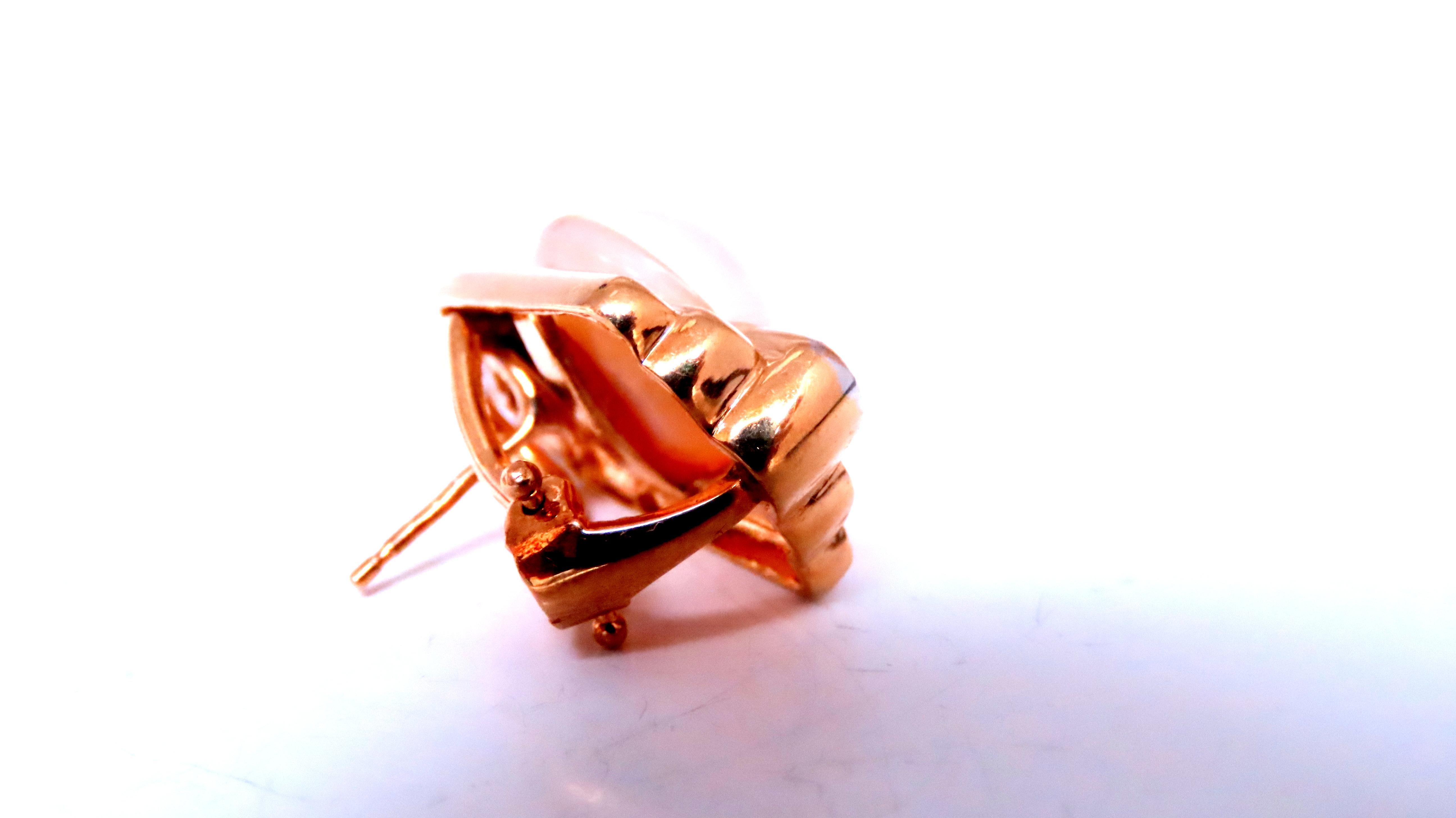 Contemporary Art Deco Mabe Pearl Classic Clips Earrings 14kt Gold 12596 For Sale