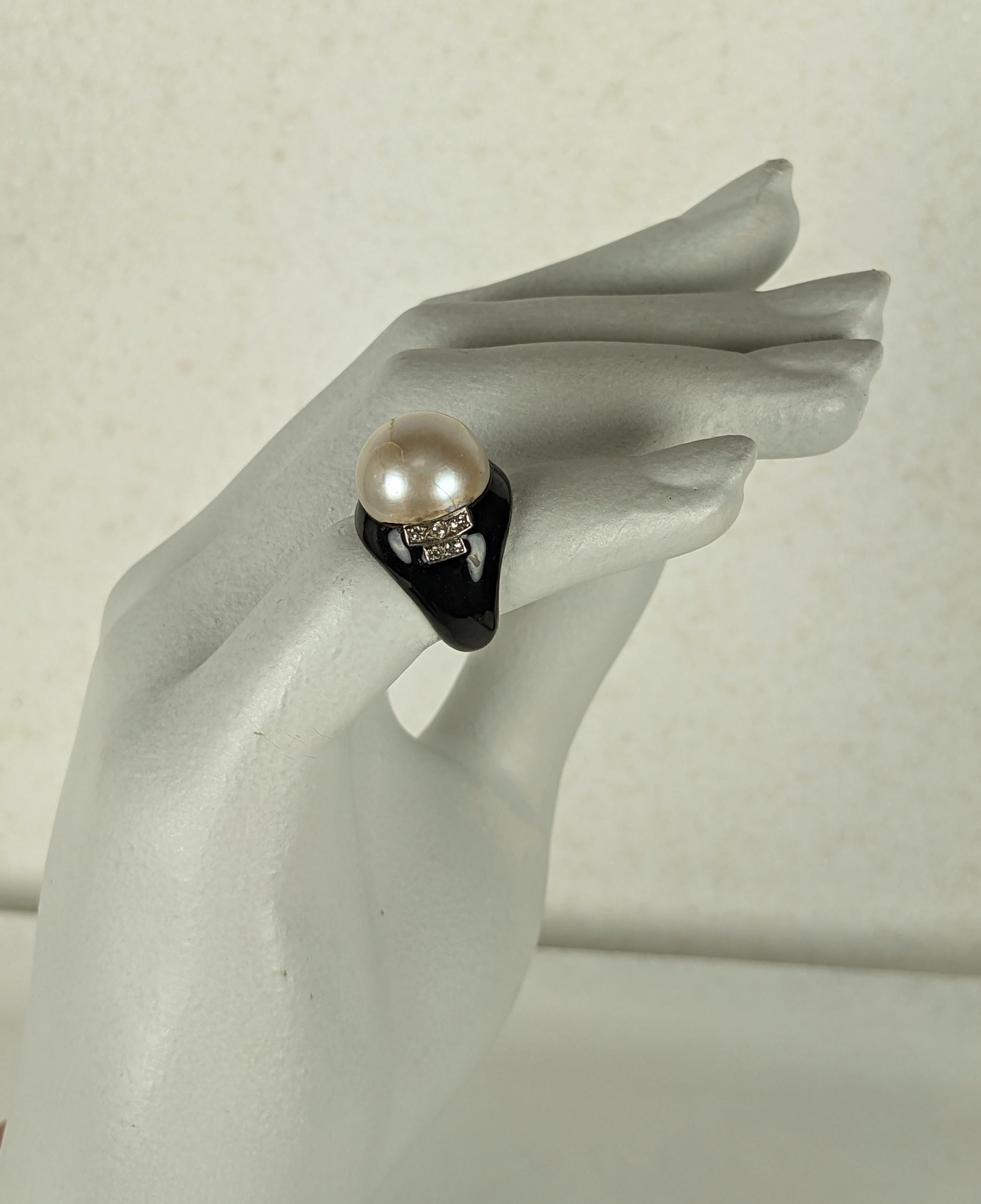 Art Deco Mabe Pearl, Enamel and Diamond Ring, Attributed Boivin For Sale 5