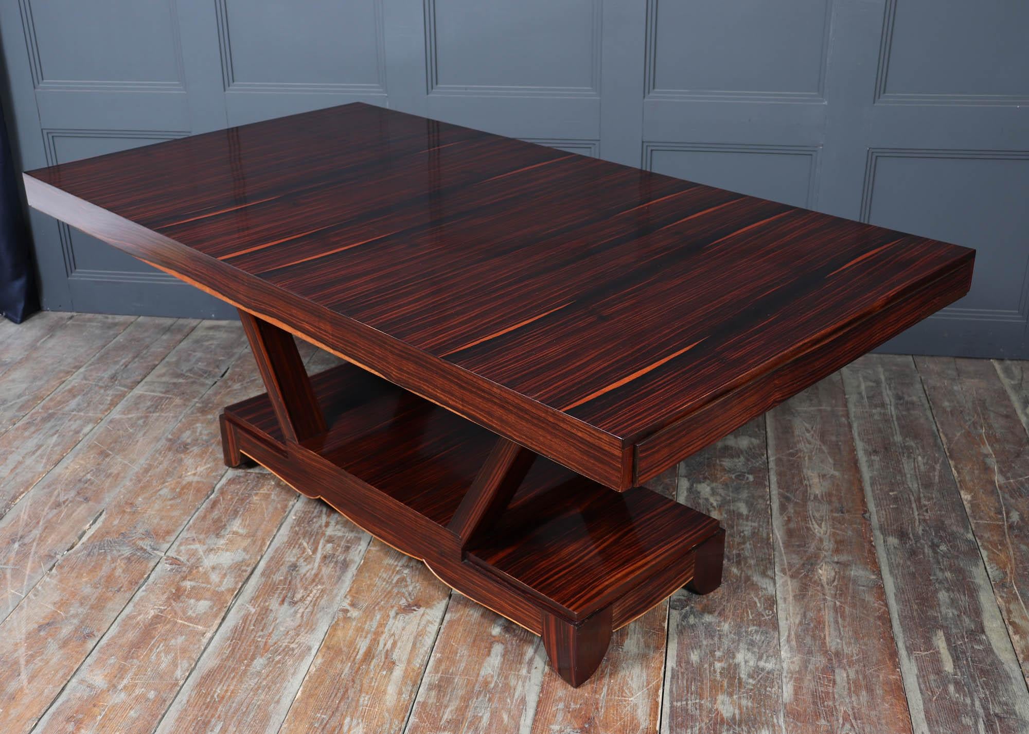 Art Deco Konsolentisch aus Makassar-Ebenholz mit Endschubladen, um 1930 im Angebot 7