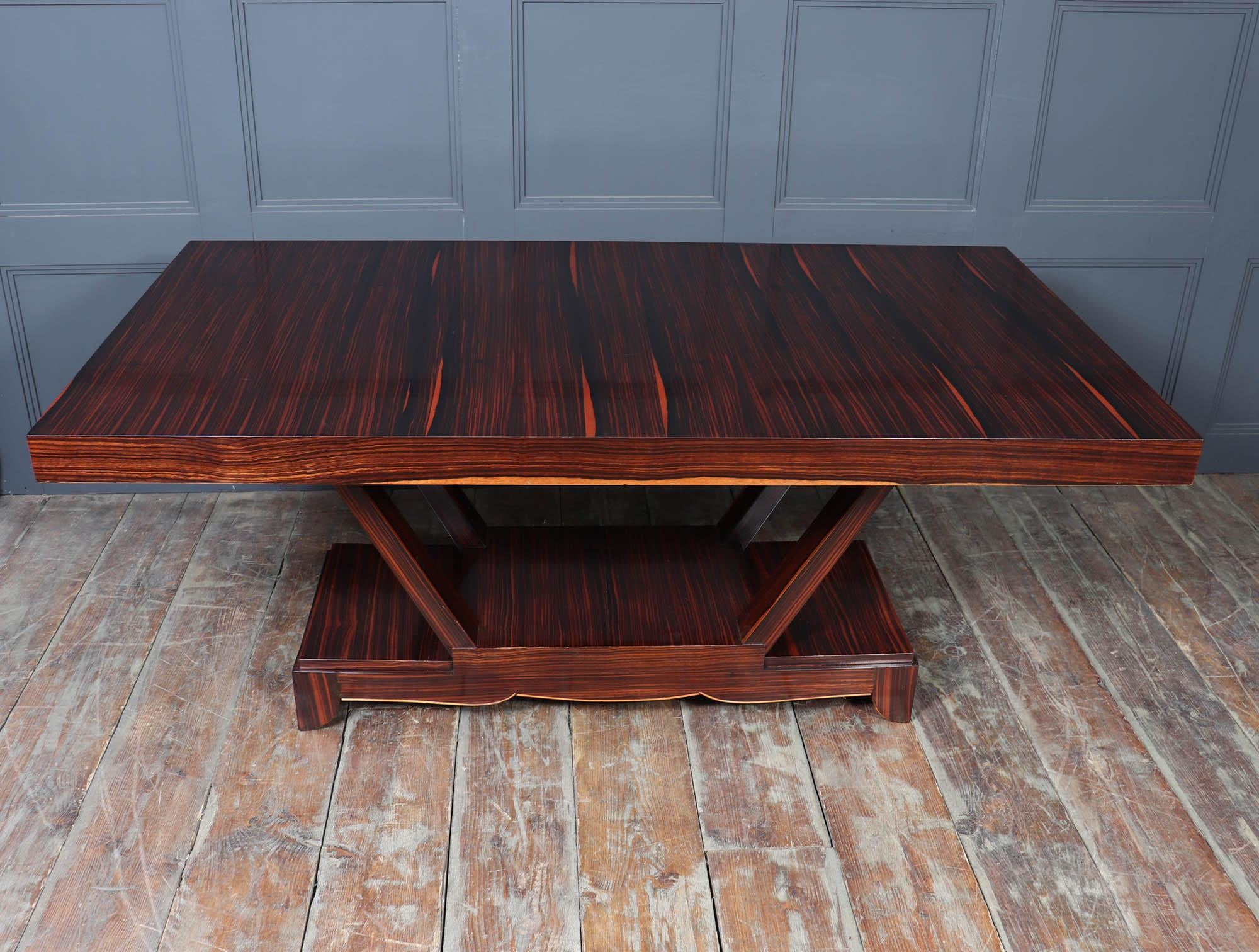 Art Deco Konsolentisch aus Makassar-Ebenholz mit Endschubladen, um 1930 (Französisch) im Angebot