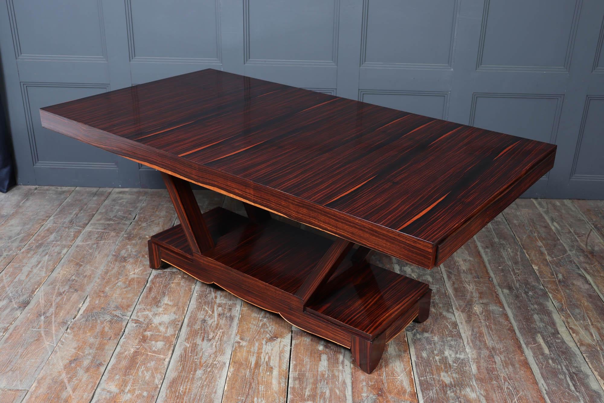 Art Deco Konsolentisch aus Makassar-Ebenholz mit Endschubladen, um 1930 im Angebot 3