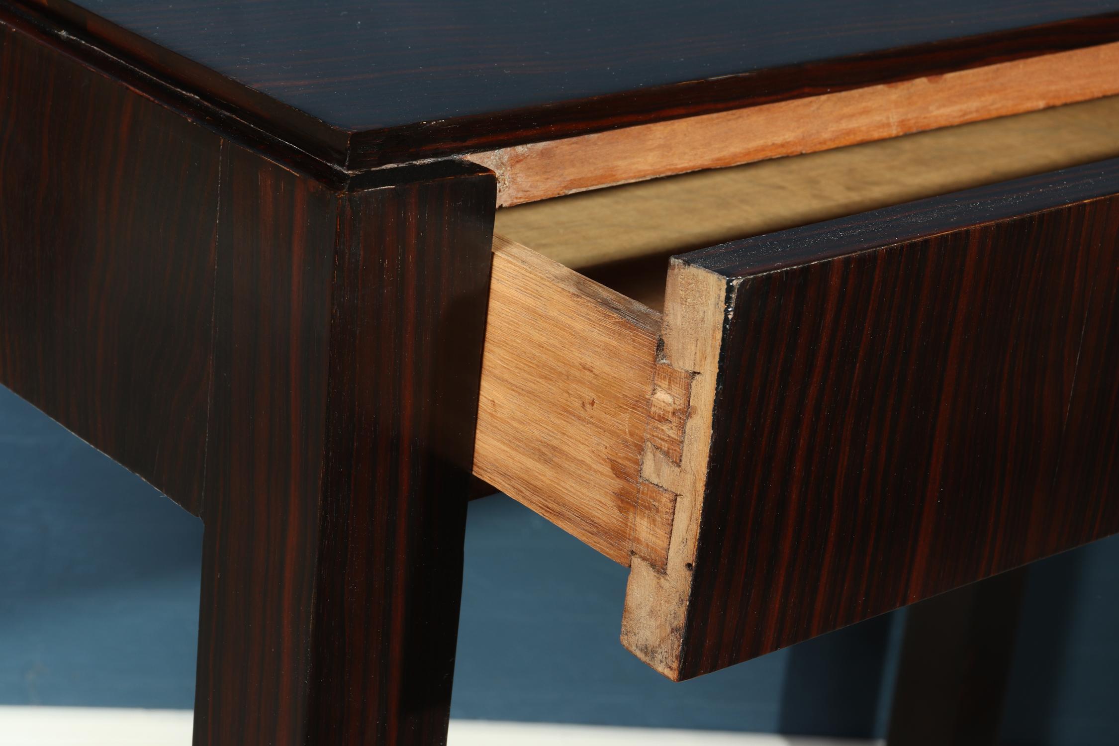 Art Deco Macassar Ebony Side Table For Sale 3