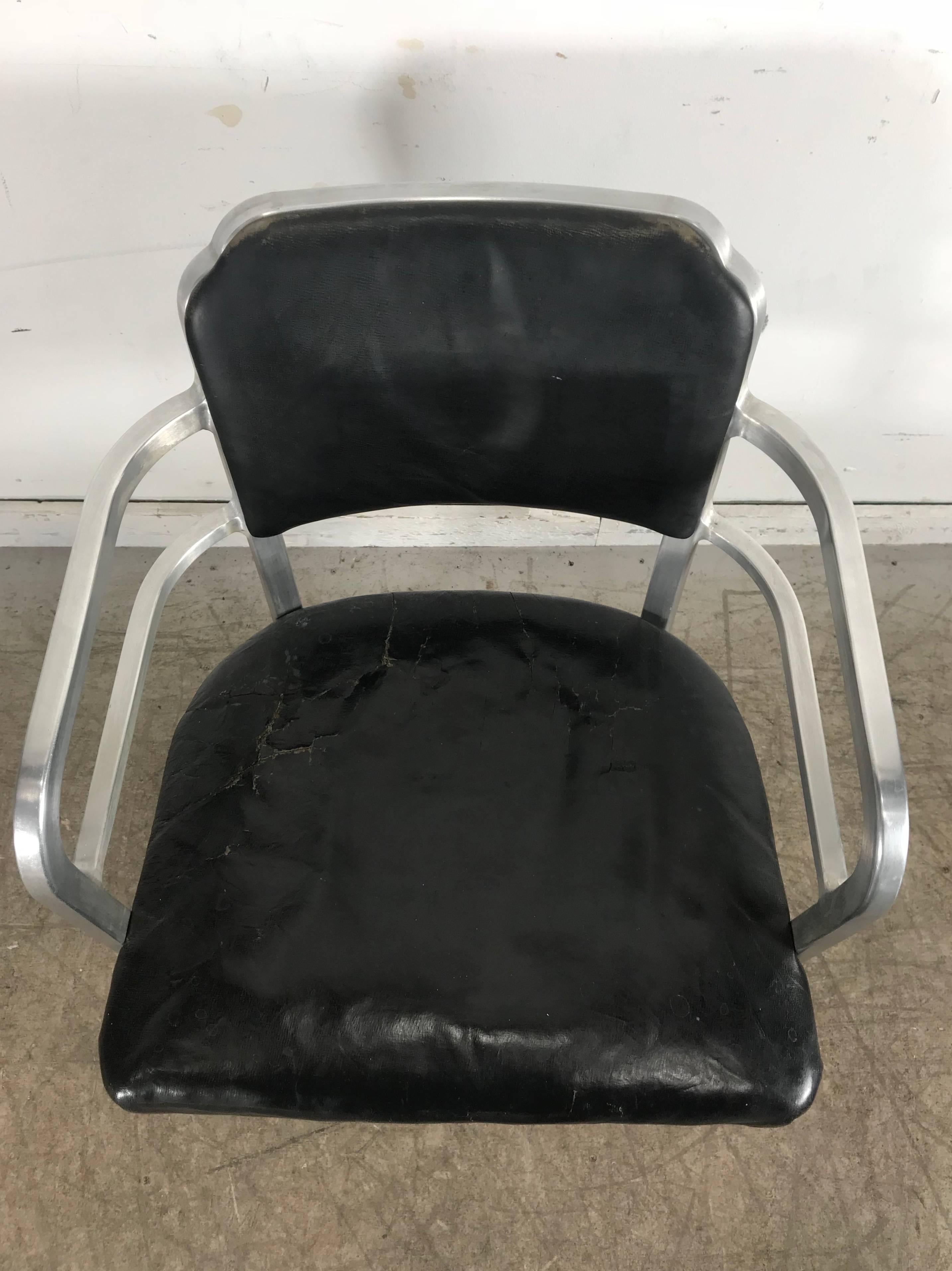Fauteuil Art Déco en aluminium et cuir de l'ère de la machine par GoodForm 1
