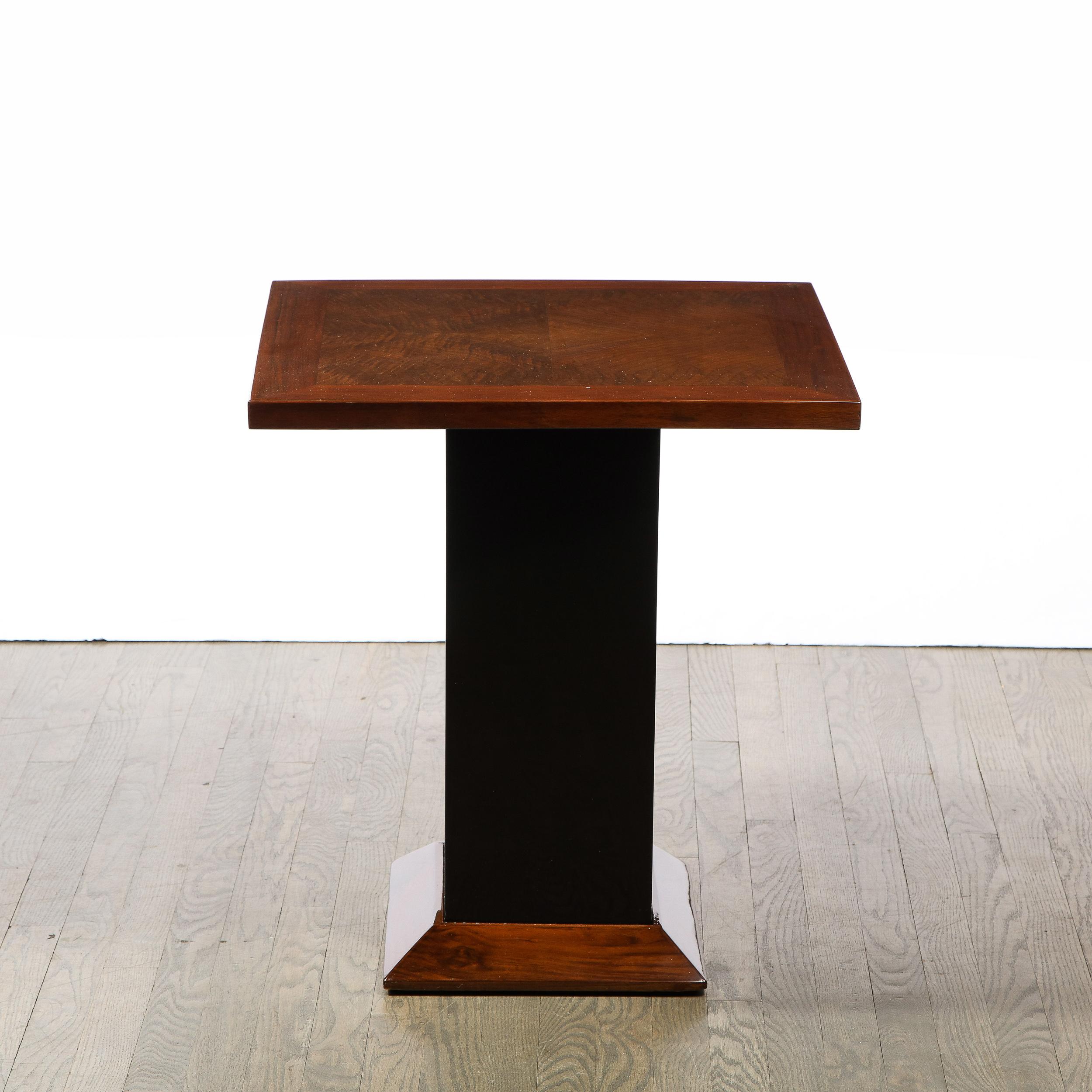 Art Deco Machine Age Black Lacquer & Bookmatched Walnut Side / End Table In Excellent Condition In New York, NY