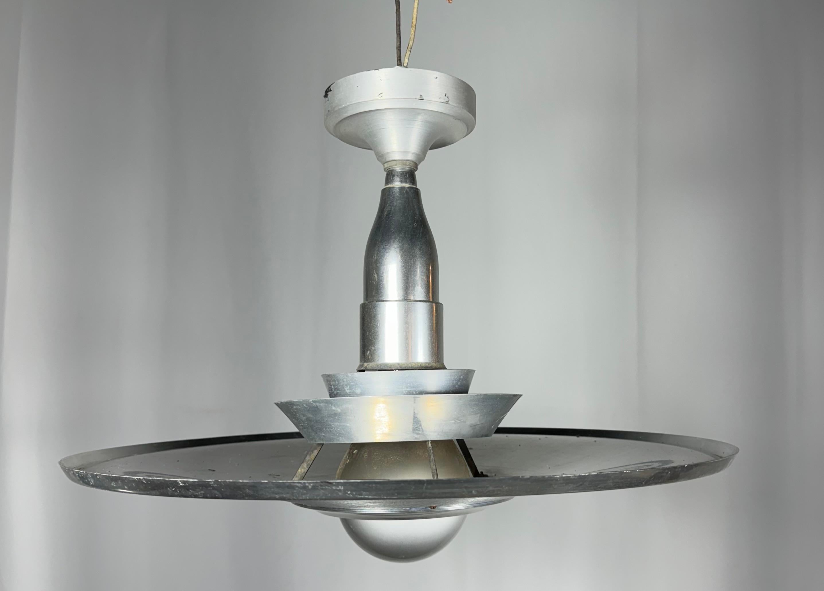 Lampadario a sospensione in alluminio spazzolato 