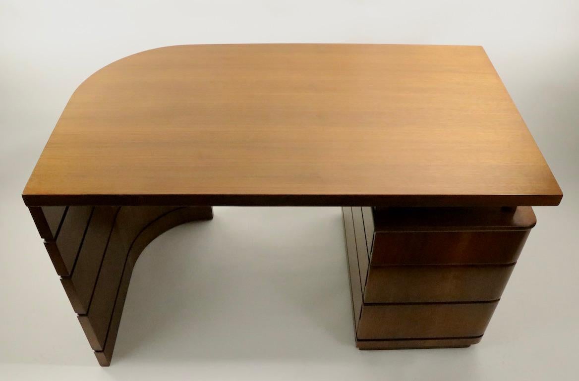 Art Deco Machine Age  Desk by Donald Deskey In Excellent Condition In New York, NY