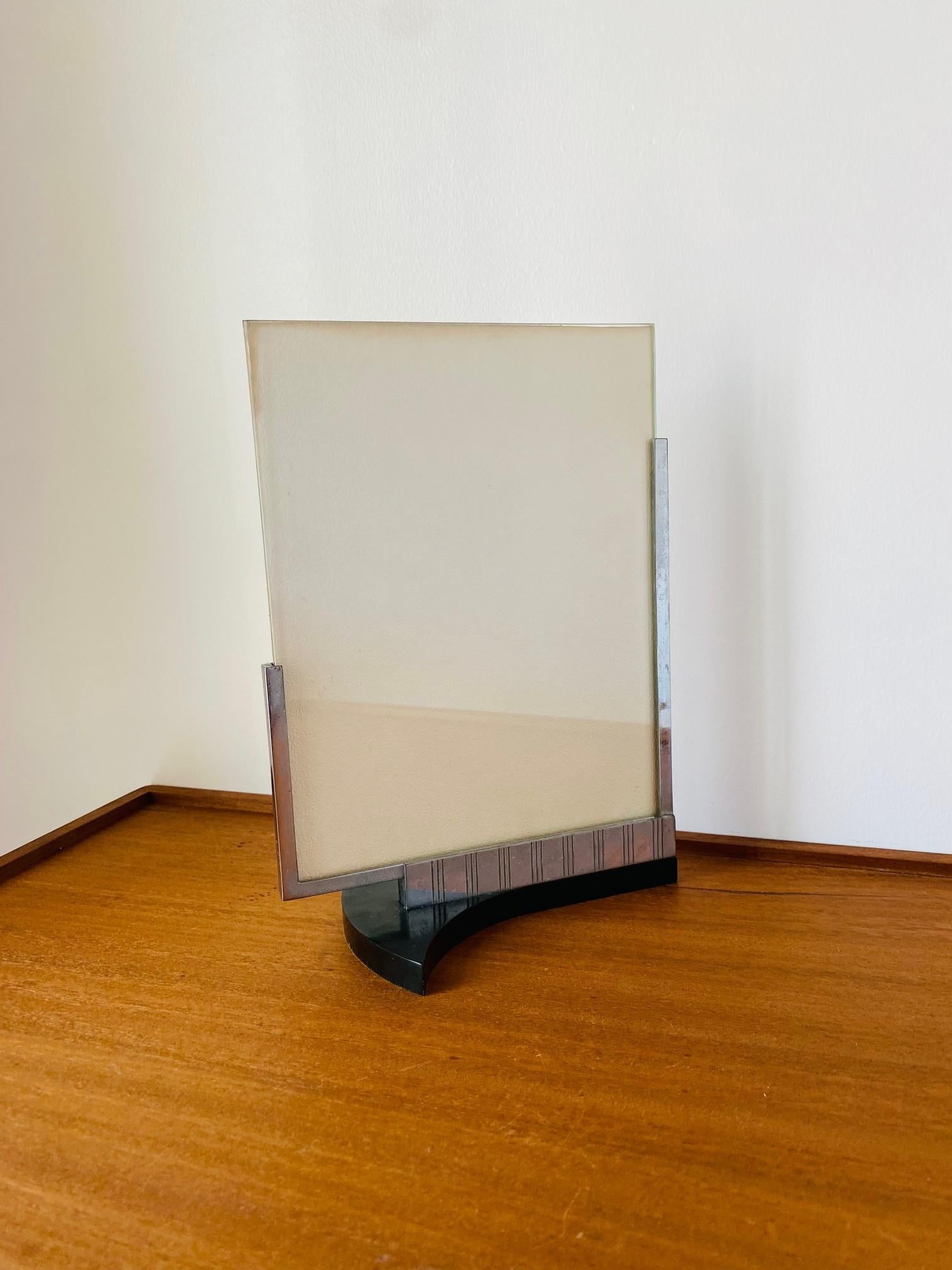 Art Deco Machine Age Chrome and Black Bakelite Picture Photo Frame by Dura Frame 1