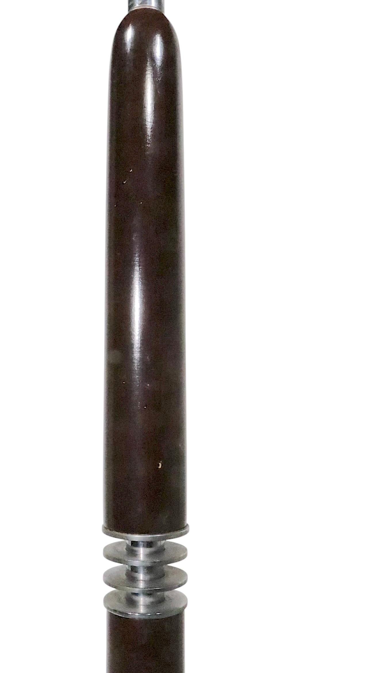 Art Deco Machine Age Chrome and Wood Floor Lamp after Rohde c. 1930's en vente 10
