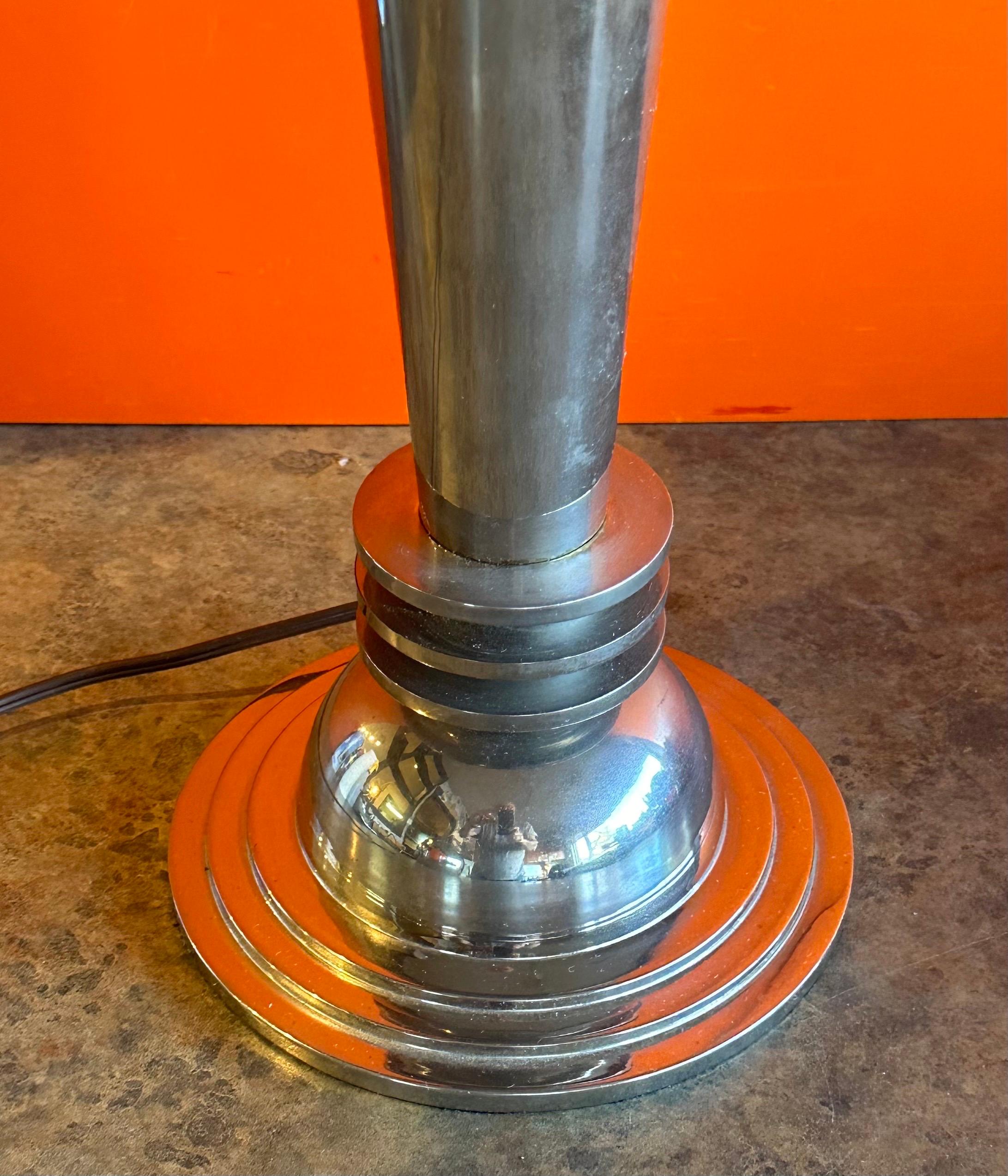 Art Deco Machine Age Chrome Table Lamp For Sale 4