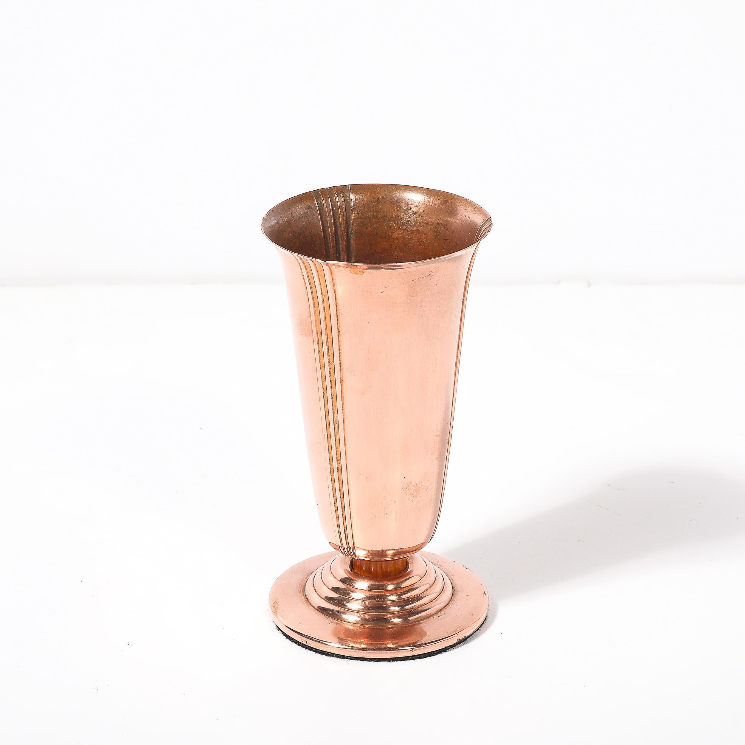 Vaso Art Déco in rame e bachelite 