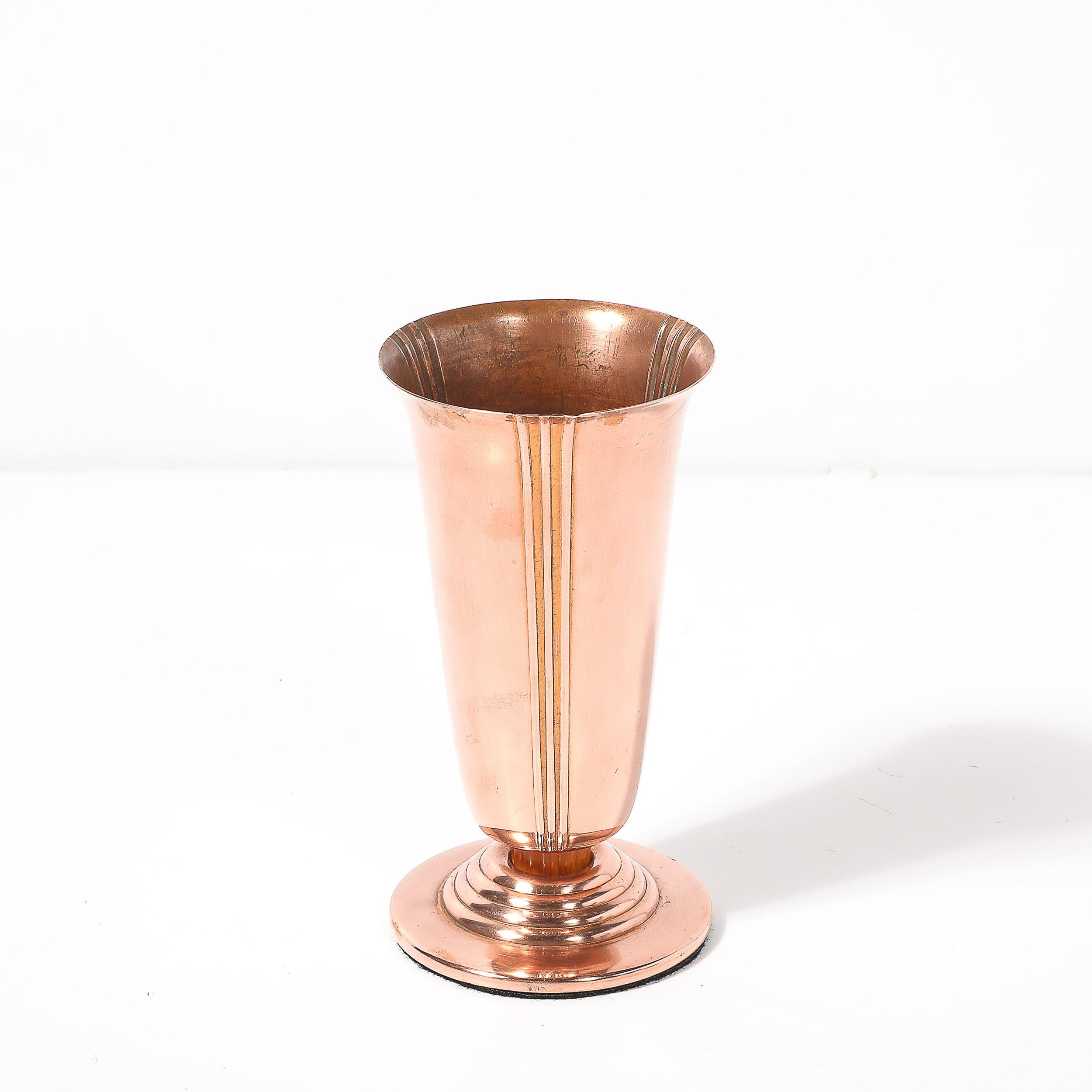 Vaso Art Déco in rame e bachelite 