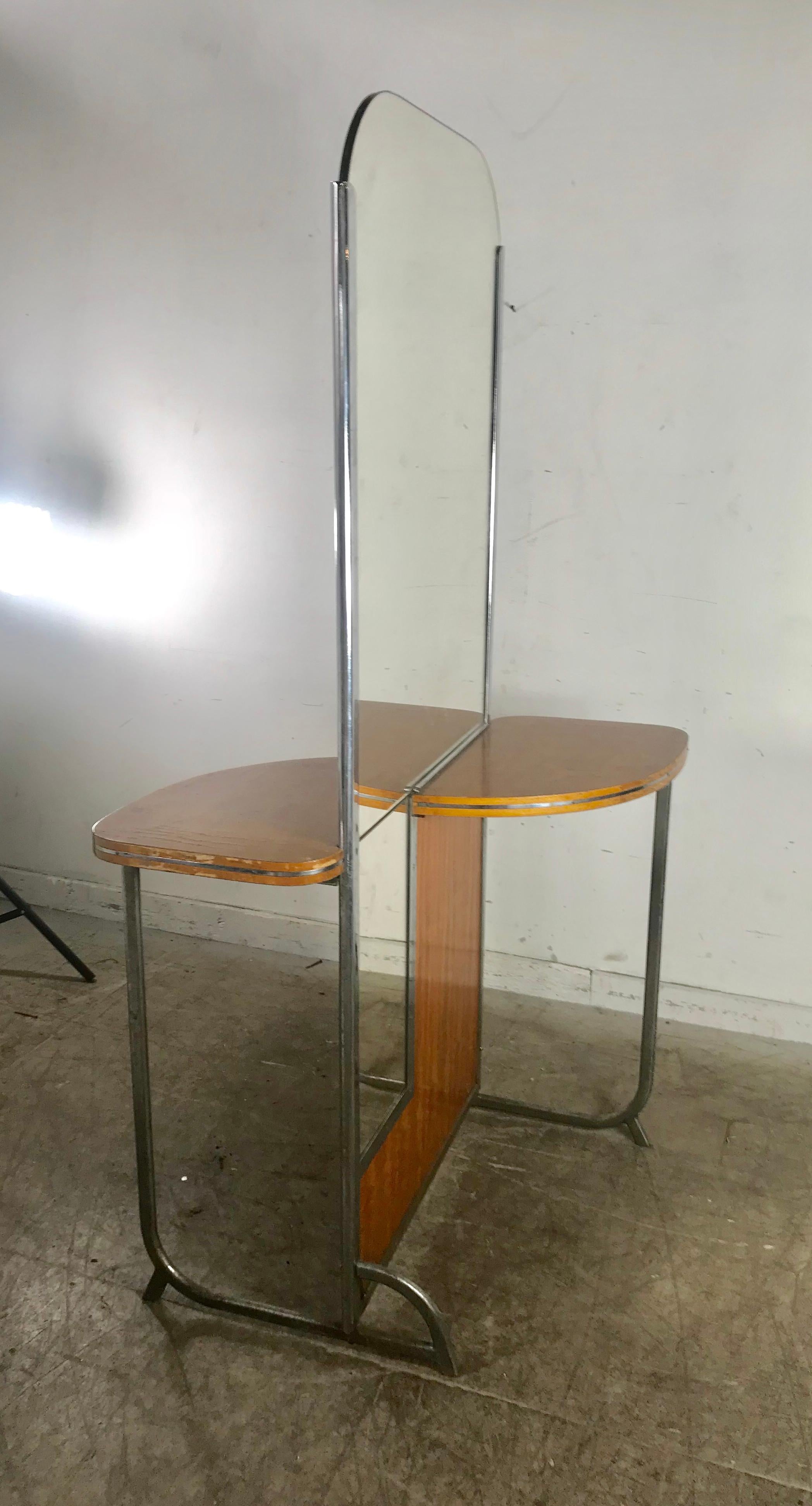 Art Deco Machine Age Double Sided Theater Dressing Room Table, Vanity Mirror In Good Condition For Sale In Buffalo, NY