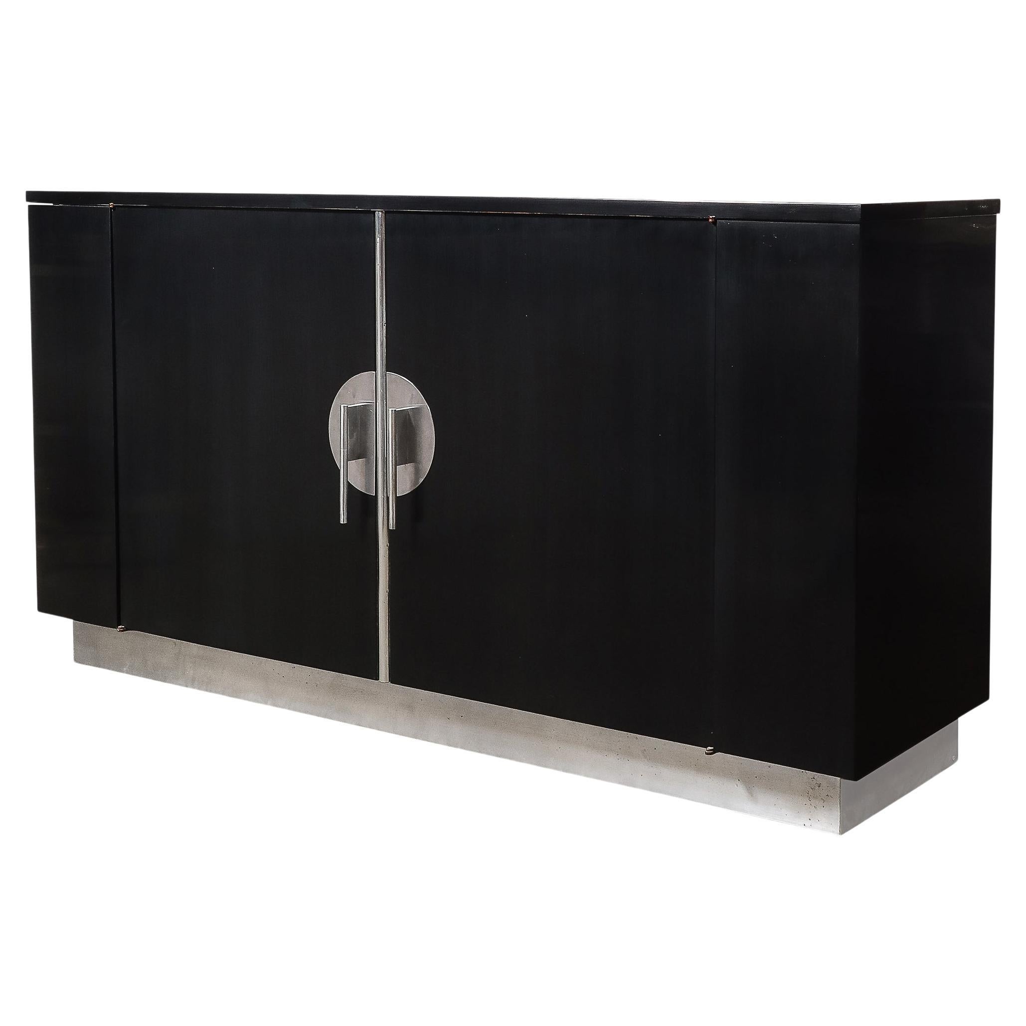 Aparador Art Decó de la Edad de la Máquina de Nogal Ebonizado y Aluminio de Walter Dorwin