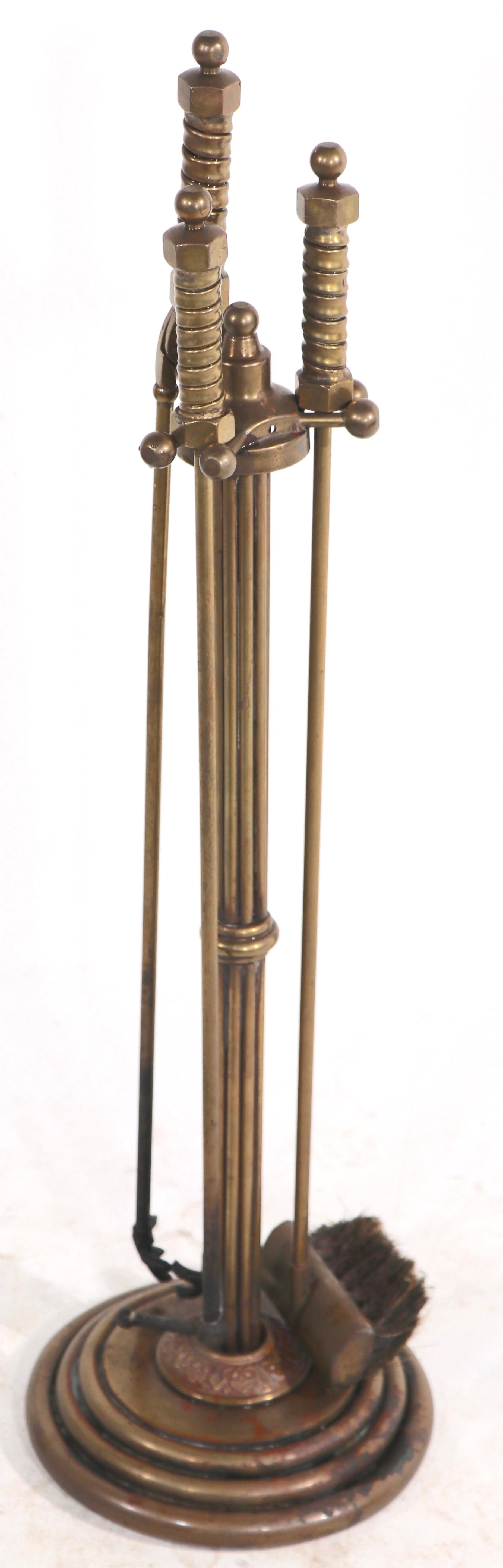 Art Deco Machine Age Fireplace Tool Set in Brass In Good Condition For Sale In New York, NY