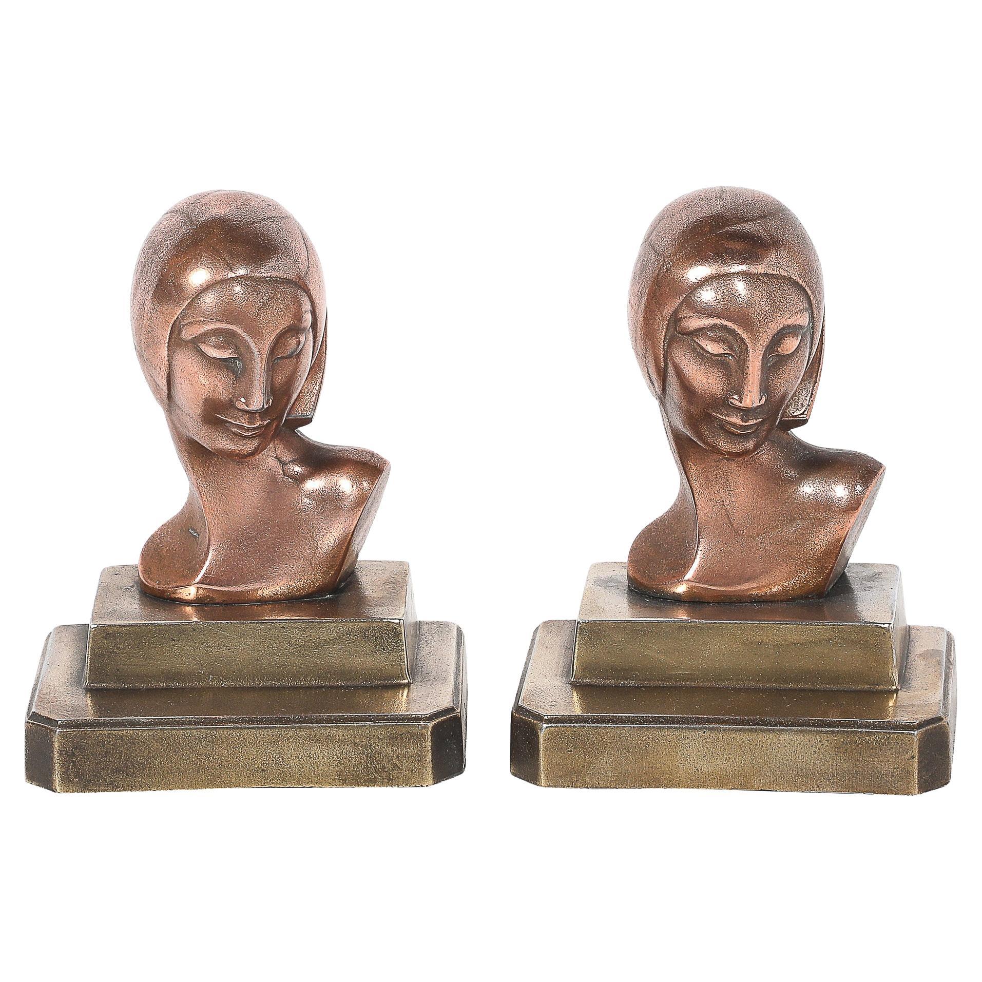 Art Deco Machine Age Flapper Bookends in Copper 
Antique Brass signed Frankarts en venta