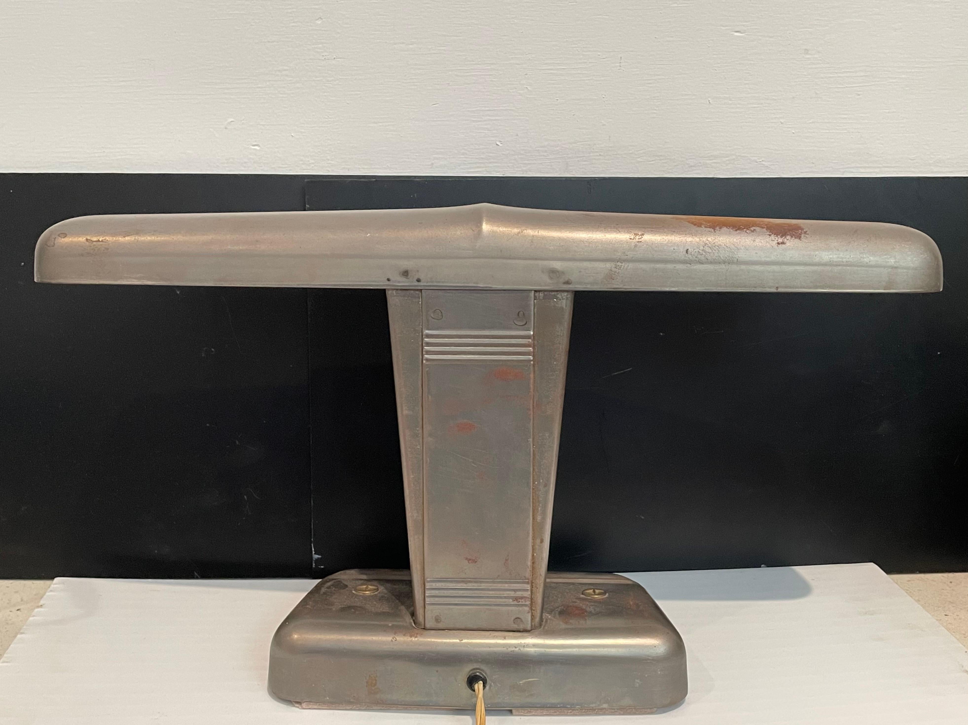 Art Deco Machine Age Industrial MOE Airplane Tail Desk Lamp In Good Condition In San Diego, CA