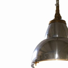 Ciondoli industriali Art Deco dell'era della macchina in alluminio e ottone lucido