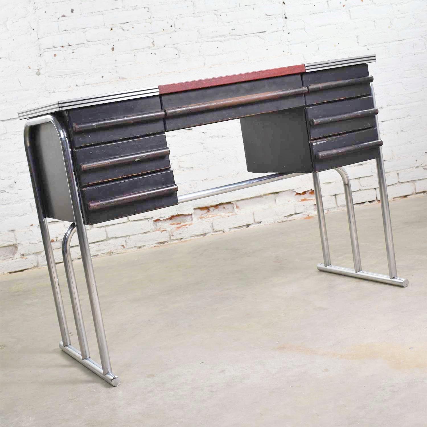 Aluminum Art Deco Machine Age International Style Chrome & Black Desk Attr Gilbert Rohde For Sale