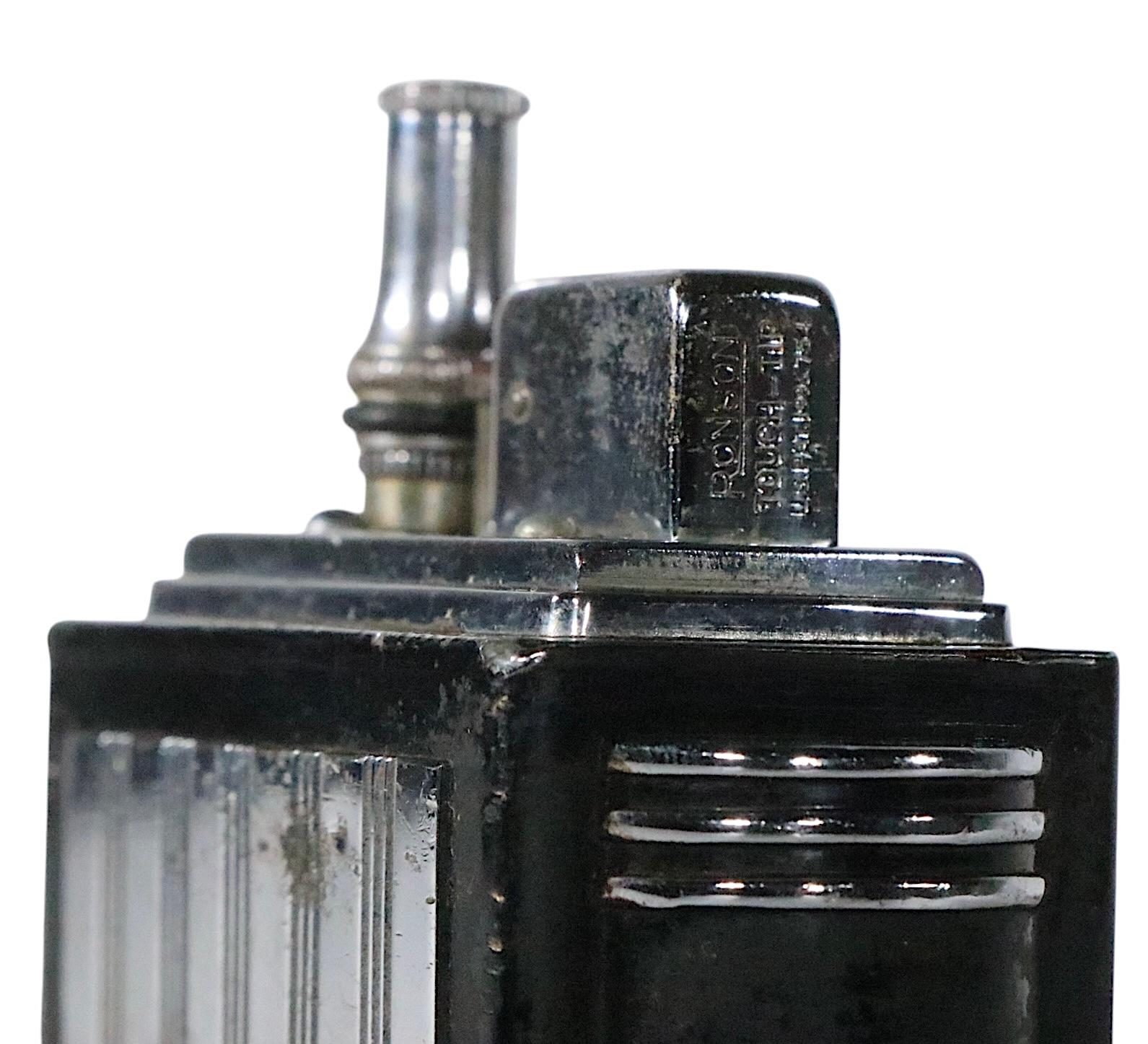 Art Deco Machine Age Ronson Deluxe Touch Tip Table Lighter c. 1930's For Sale 3