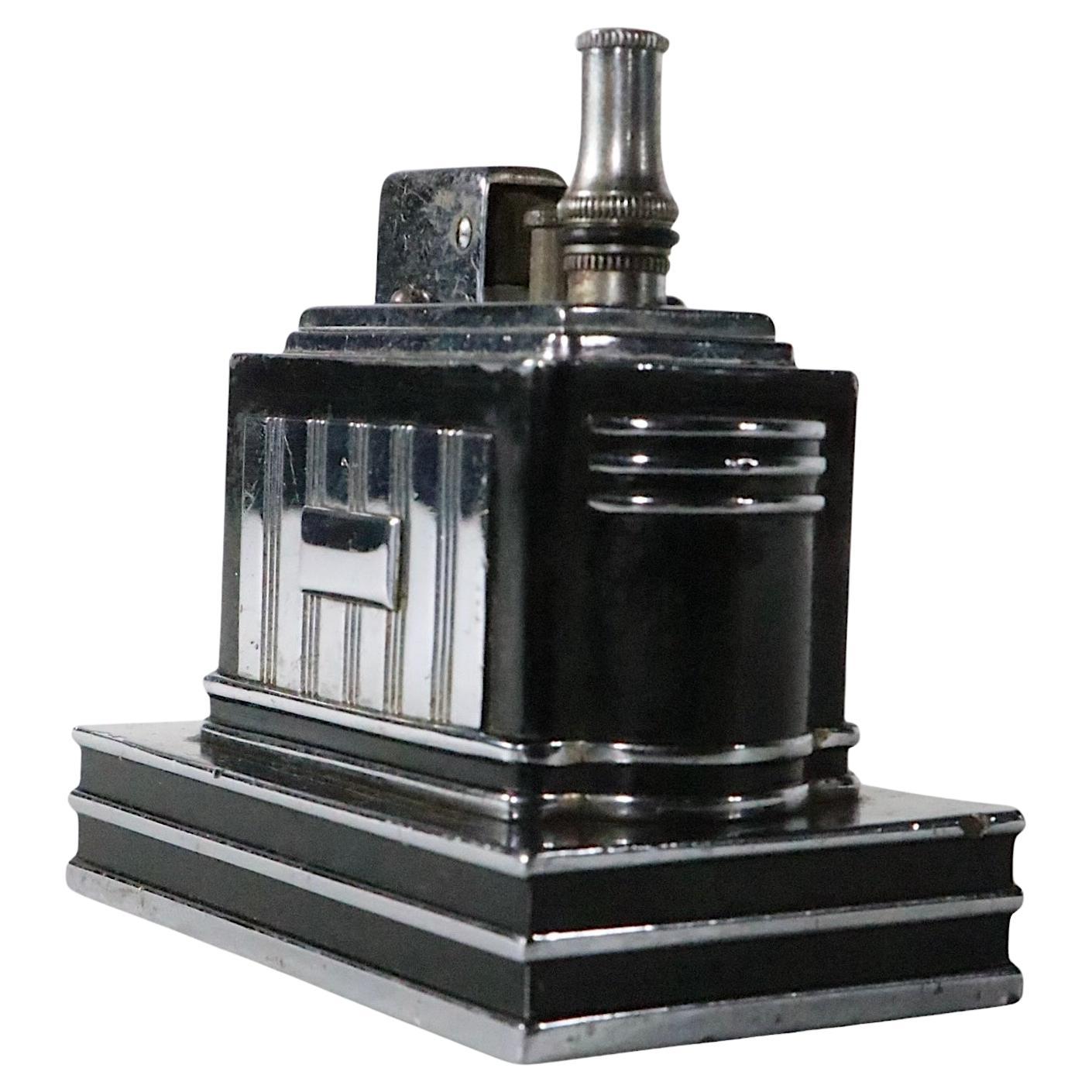 Art Deco Machine Age Ronson Deluxe Touch Tip Table Lighter c. 1930's