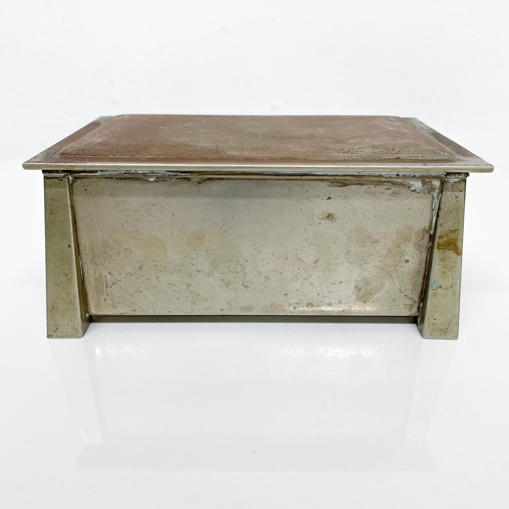 American Art Deco Machine Age Silver Nickel Box by Fatima L&M T Co
