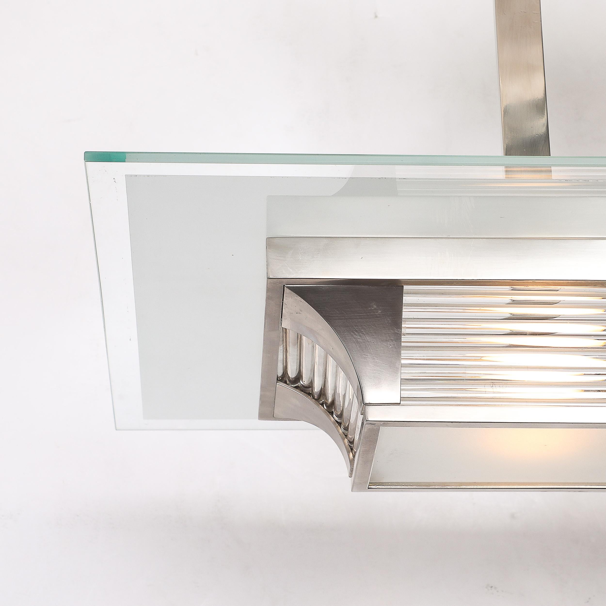 Francese Lampadario a stelo in bronzo argentato e vetro Art Déco Machin di PETITOT in vendita