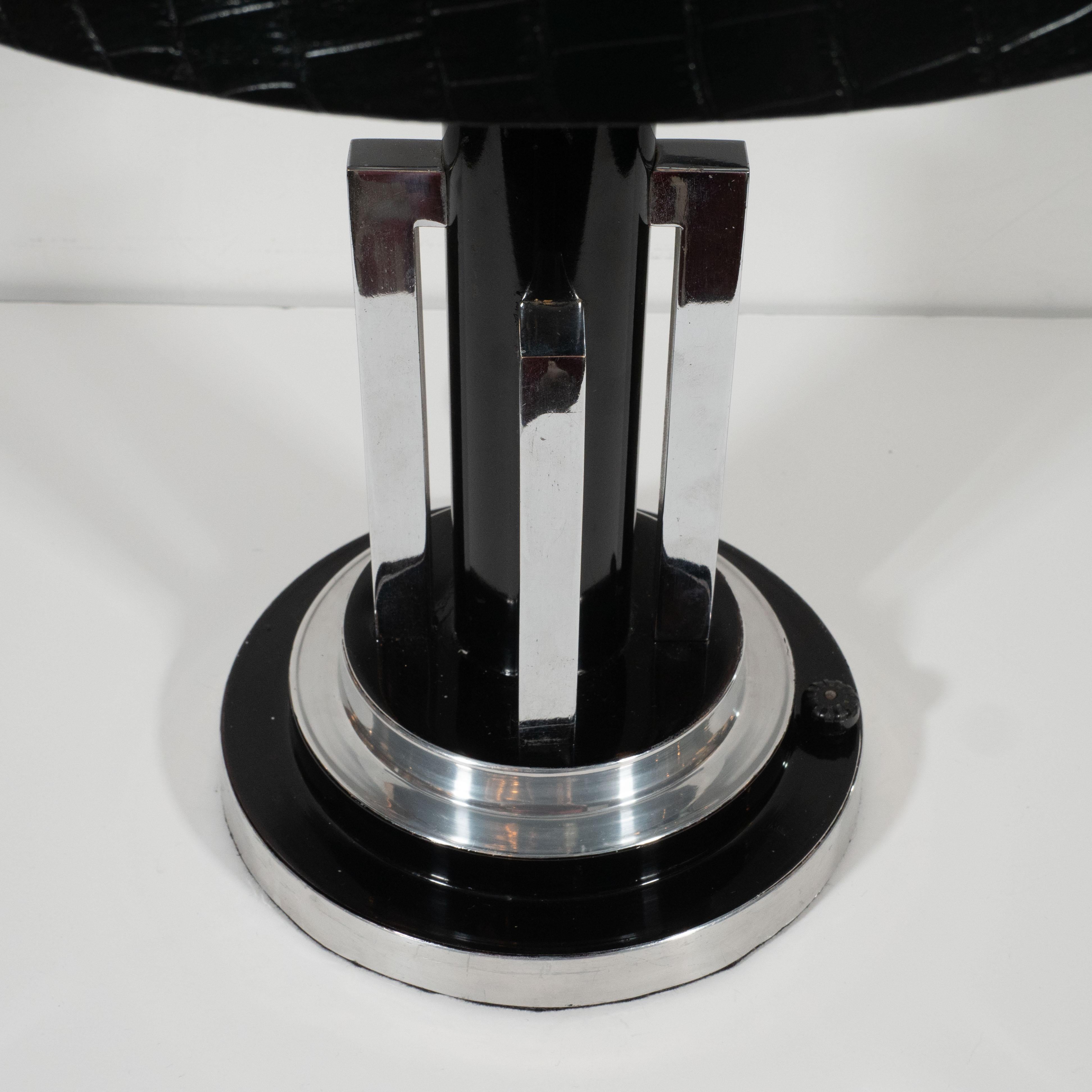 Art Deco Machine Age Skyscraper Style Black Enamel and Chrome Table Lamp In Excellent Condition In New York, NY